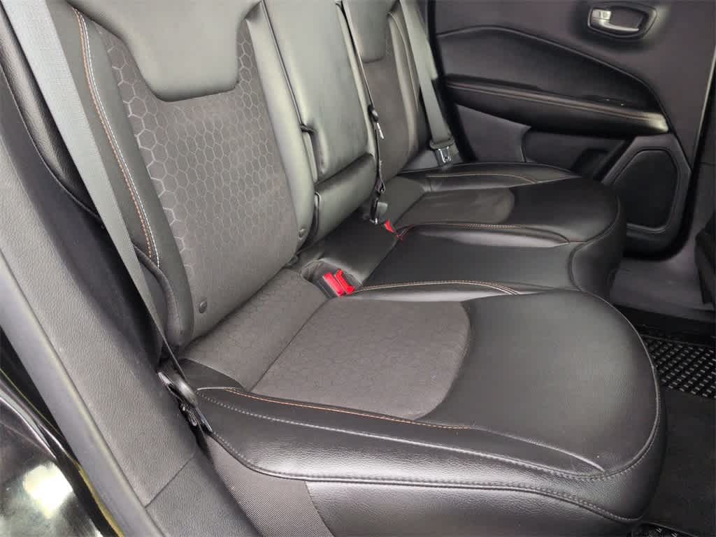 Thumbnail: 2021 Jeep Compass - 21