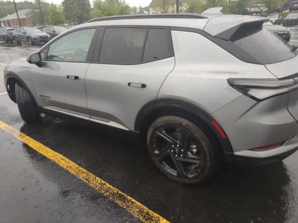 Thumbnail: 2025 Chevrolet Equinox - 3