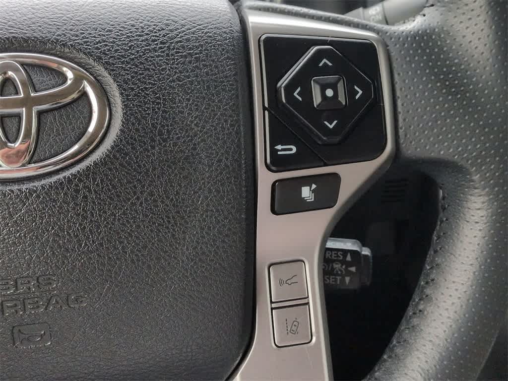 Thumbnail: 2022 Toyota 4Runner - 27