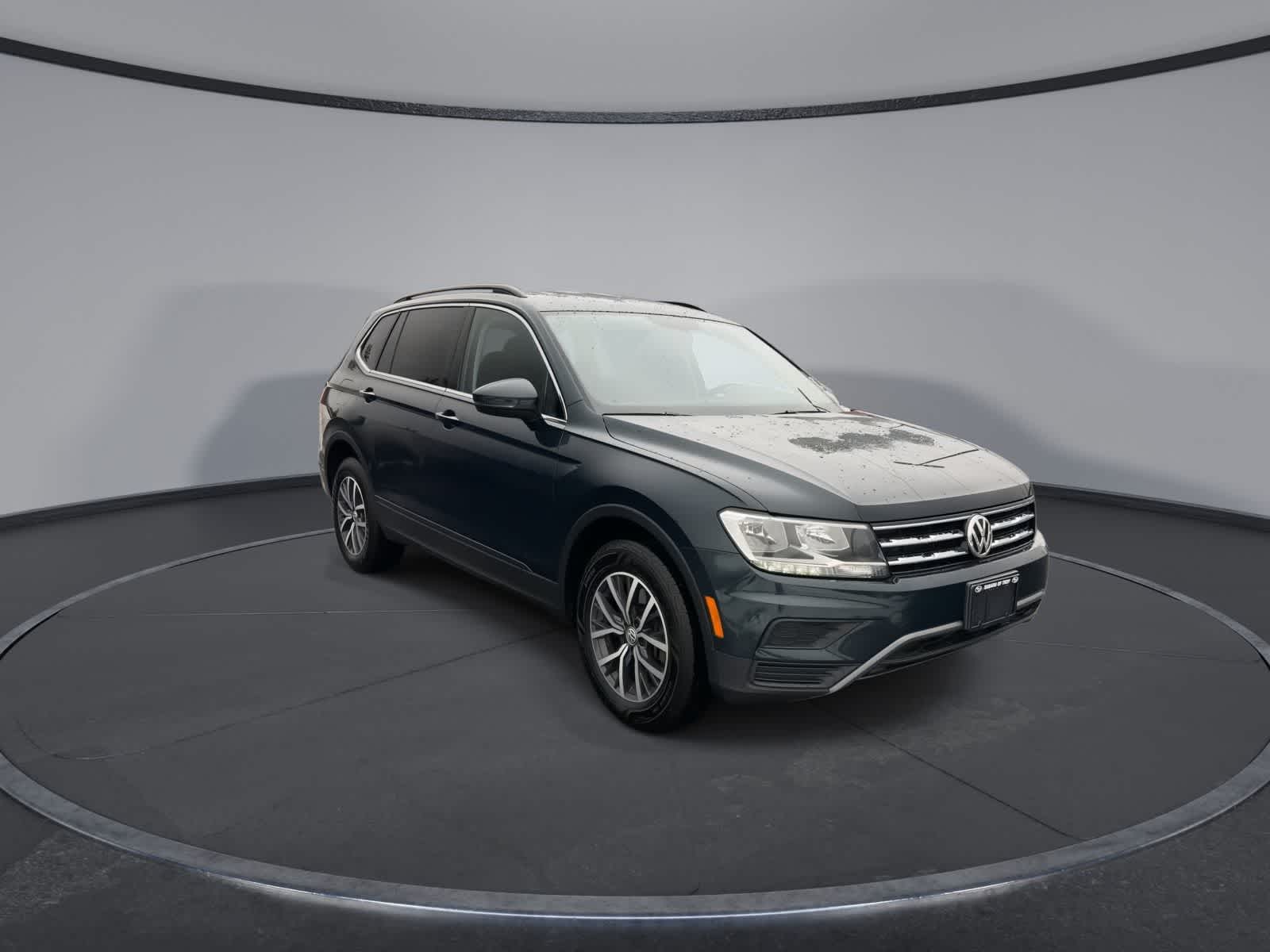 Thumbnail: 2019 Volkswagen Tiguan - 2
