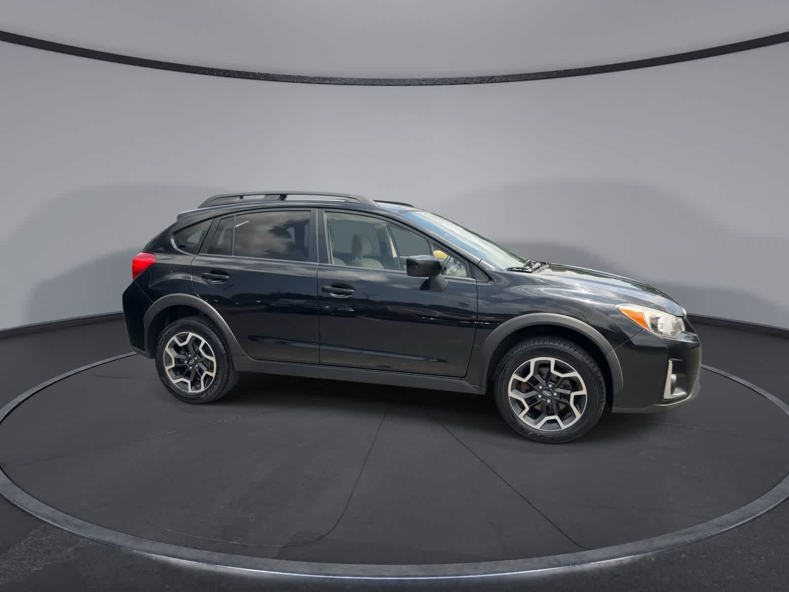 Thumbnail: 2016 Subaru Crosstrek - 8