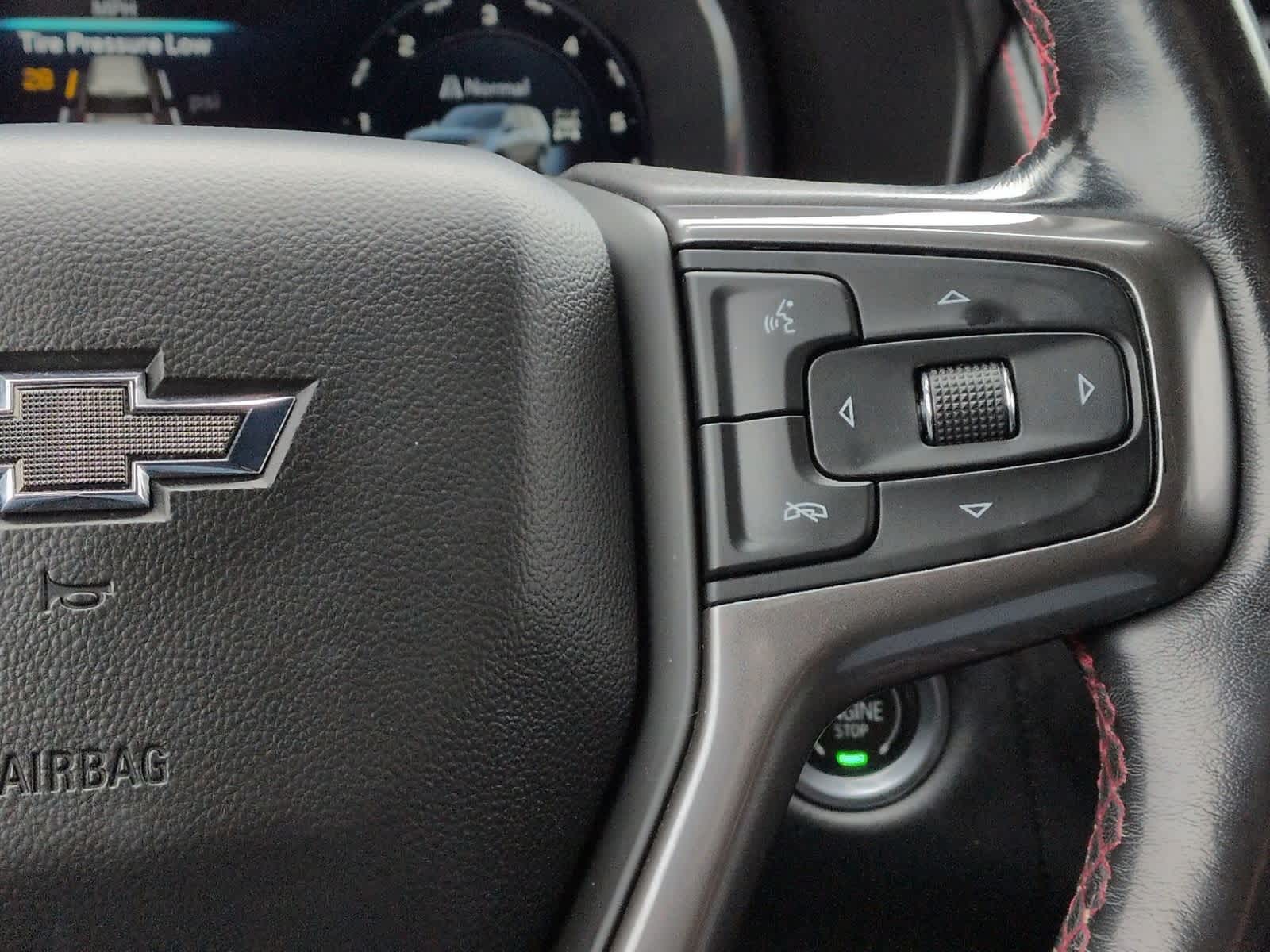 Thumbnail: 2022 Chevrolet Suburban - 25