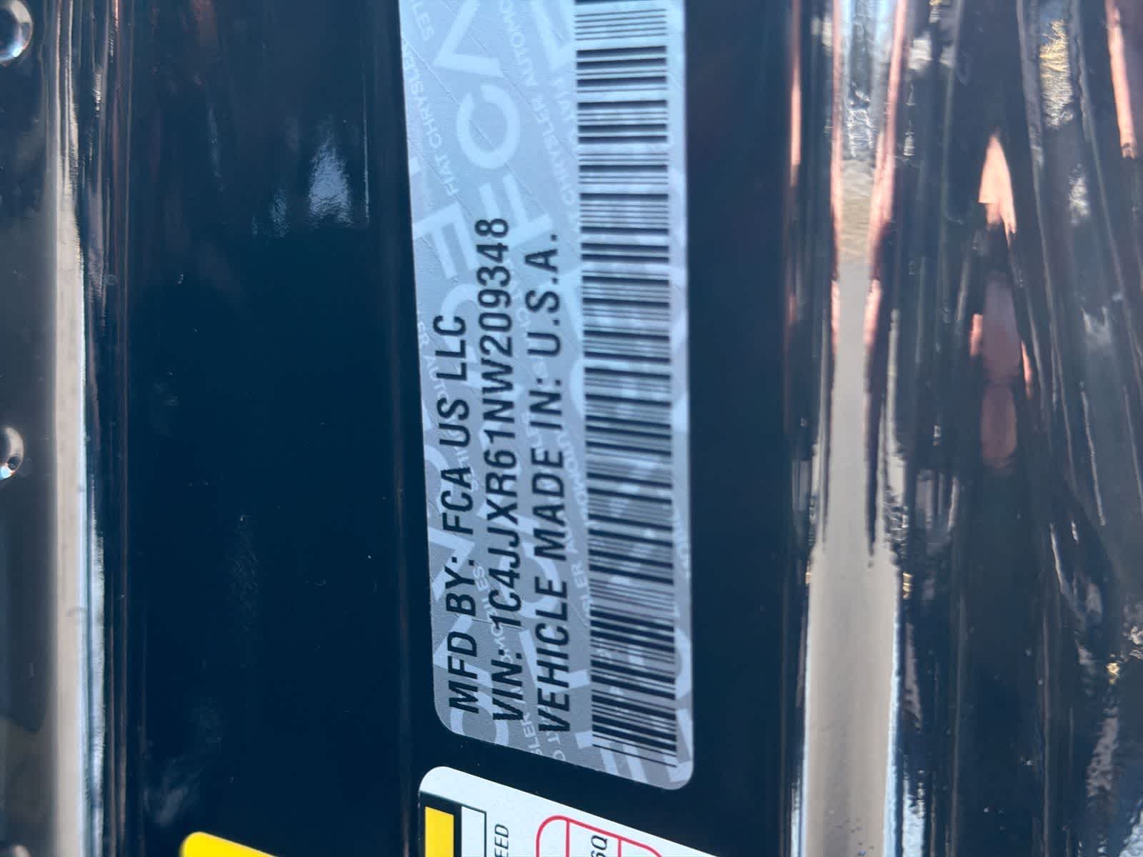 Thumbnail: 2022 Jeep Wrangler - 39