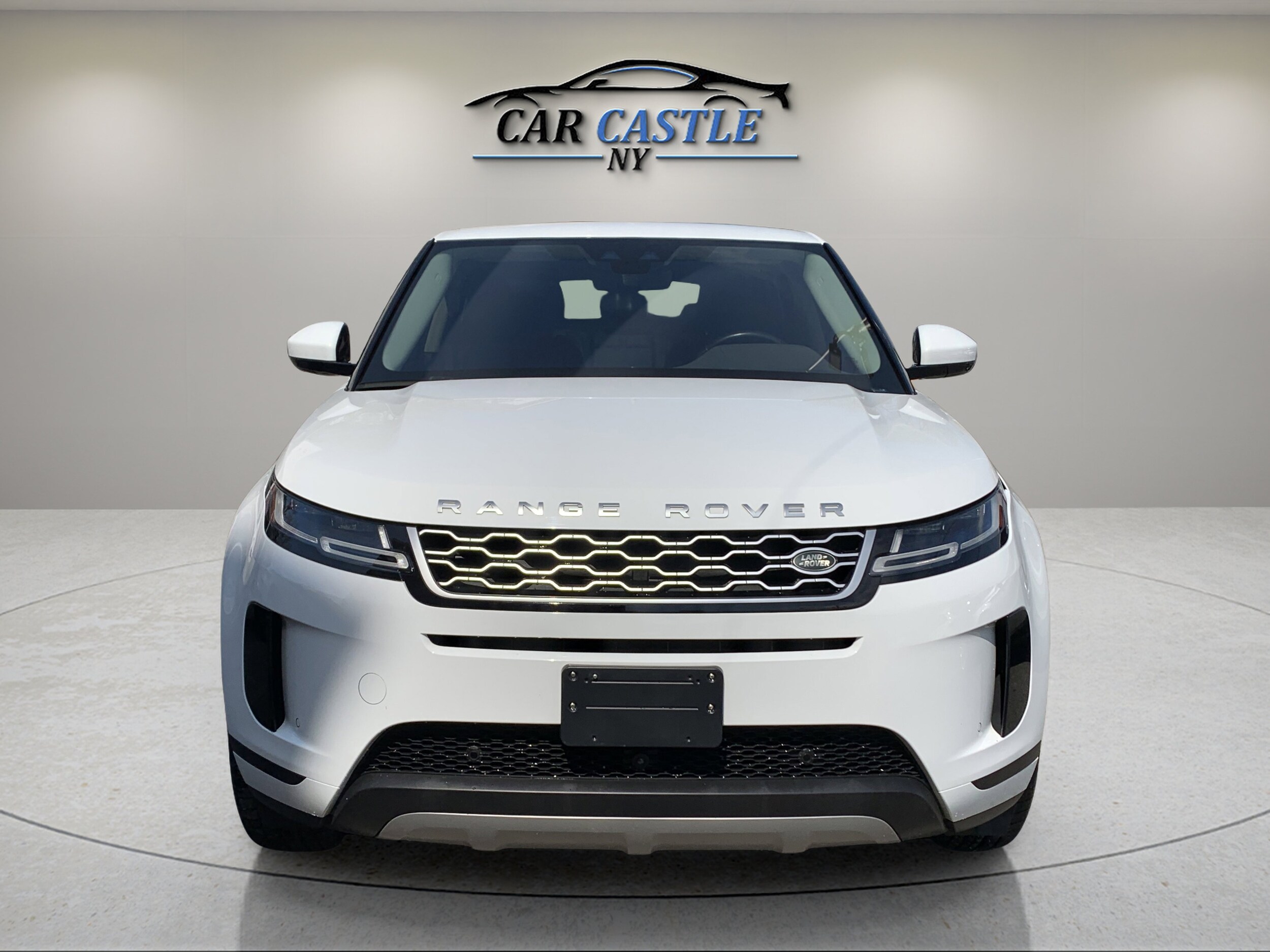 2020 Land Rover Range Rover Evoque SE photo 3