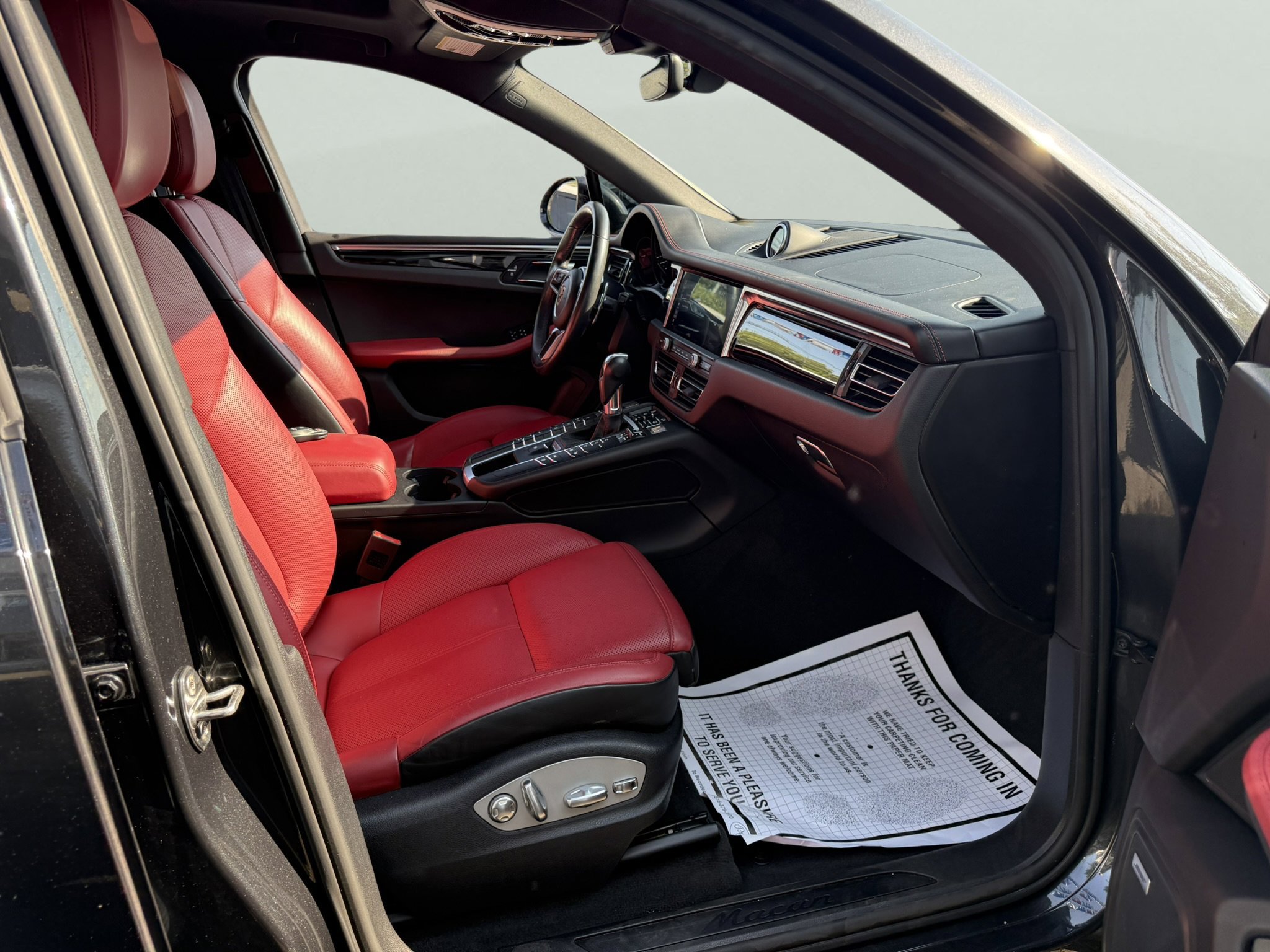 2020 Porsche Macan Base - Photo 19