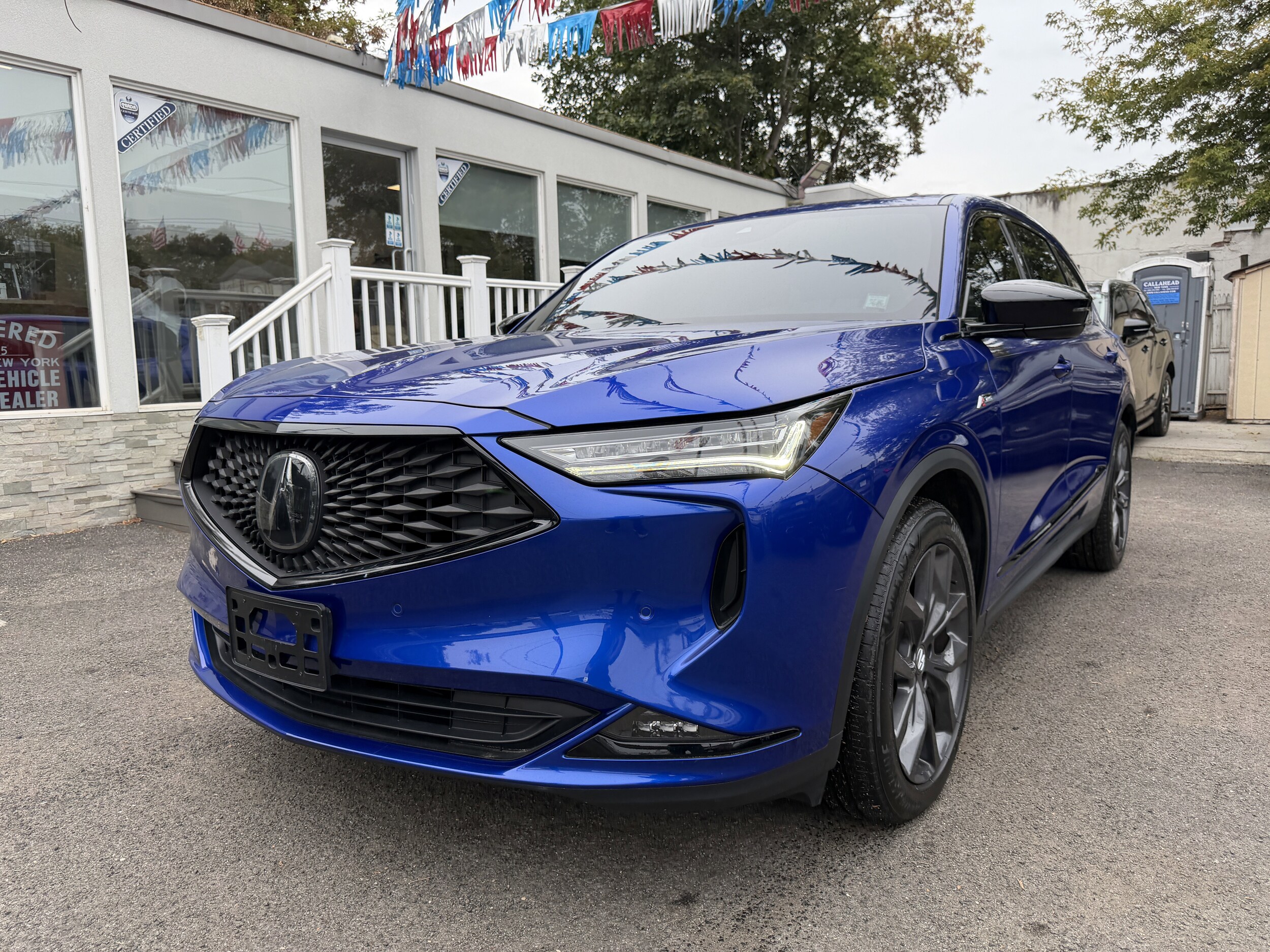 2022 Acura MDX SH-AWD A-Spec photo 2