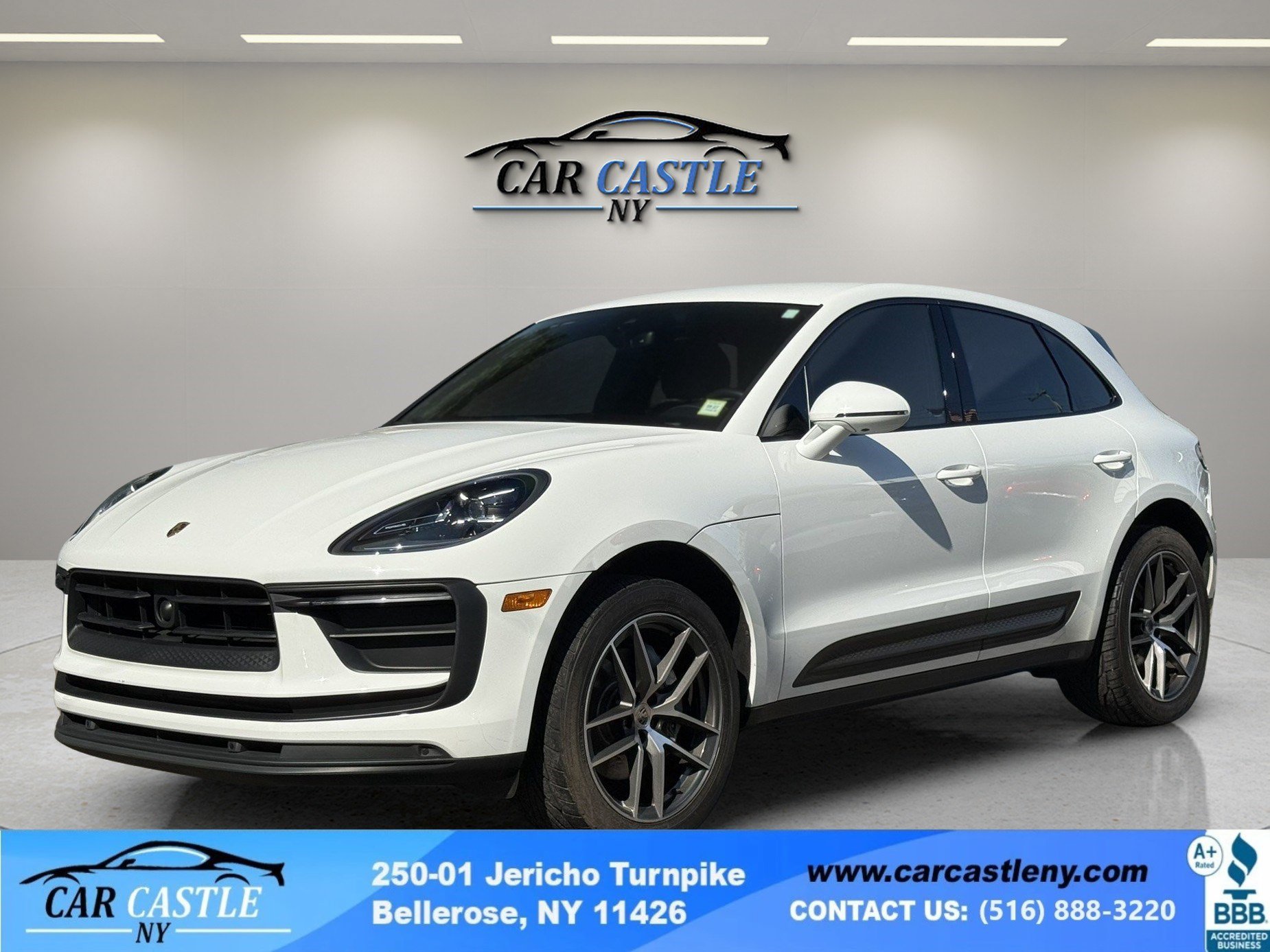 2023 Porsche Macan