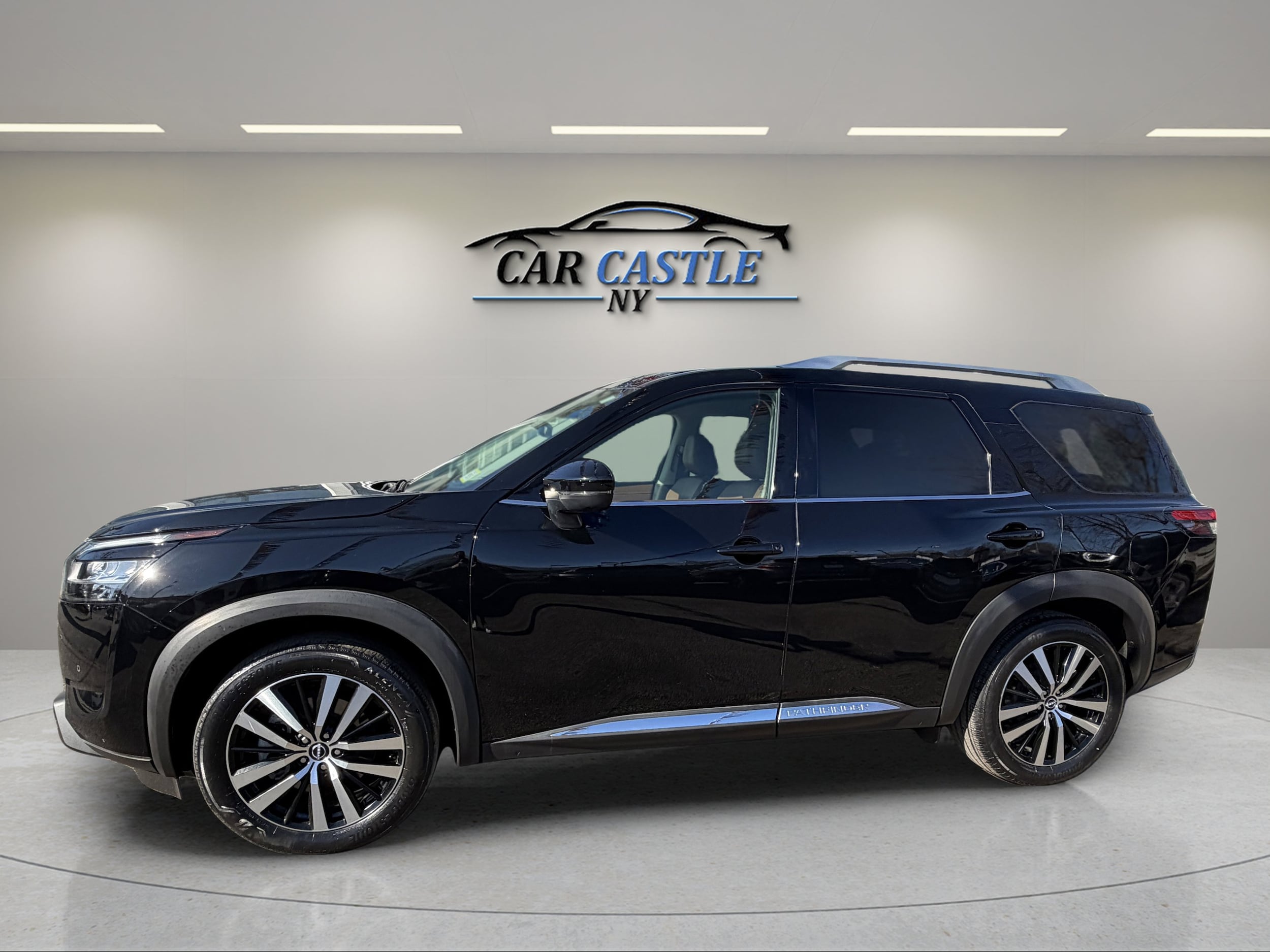2023 Nissan Pathfinder Platinum - Photo 12