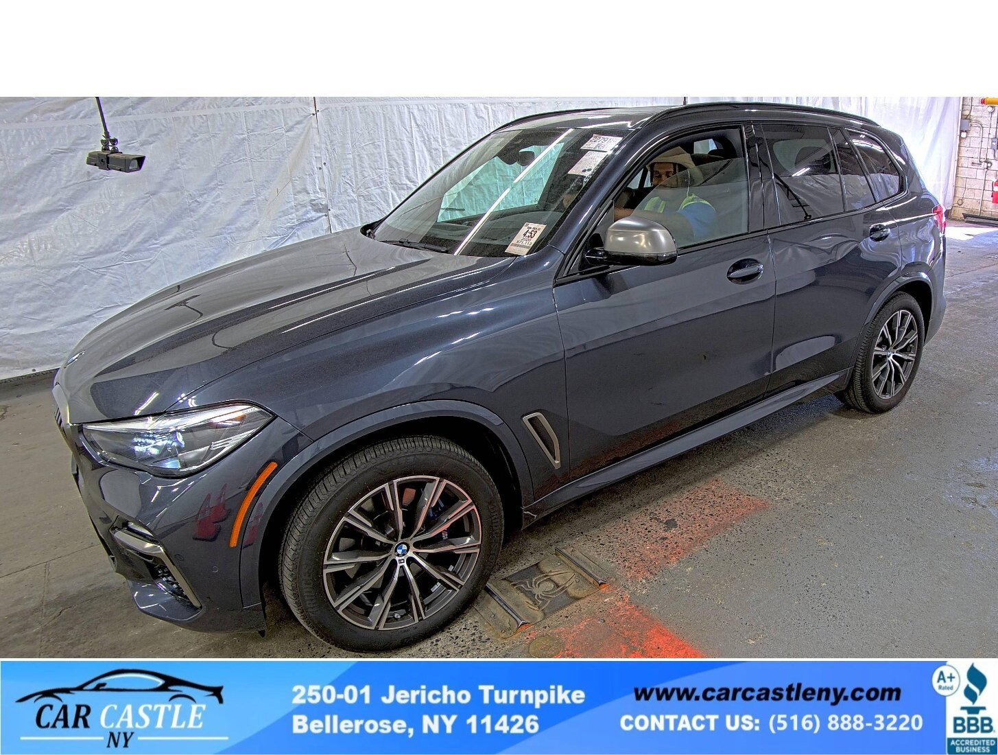 2020 BMW X5 M50i's photo