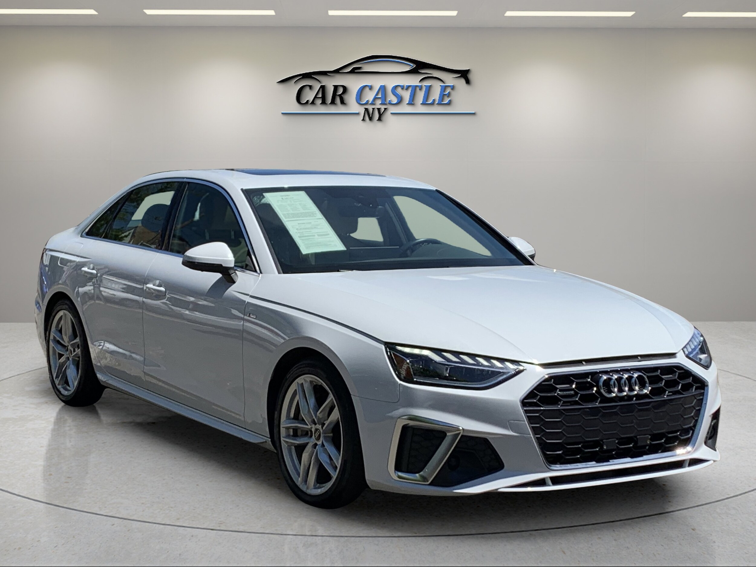 2024 Audi A4 45 S line Premium photo 4