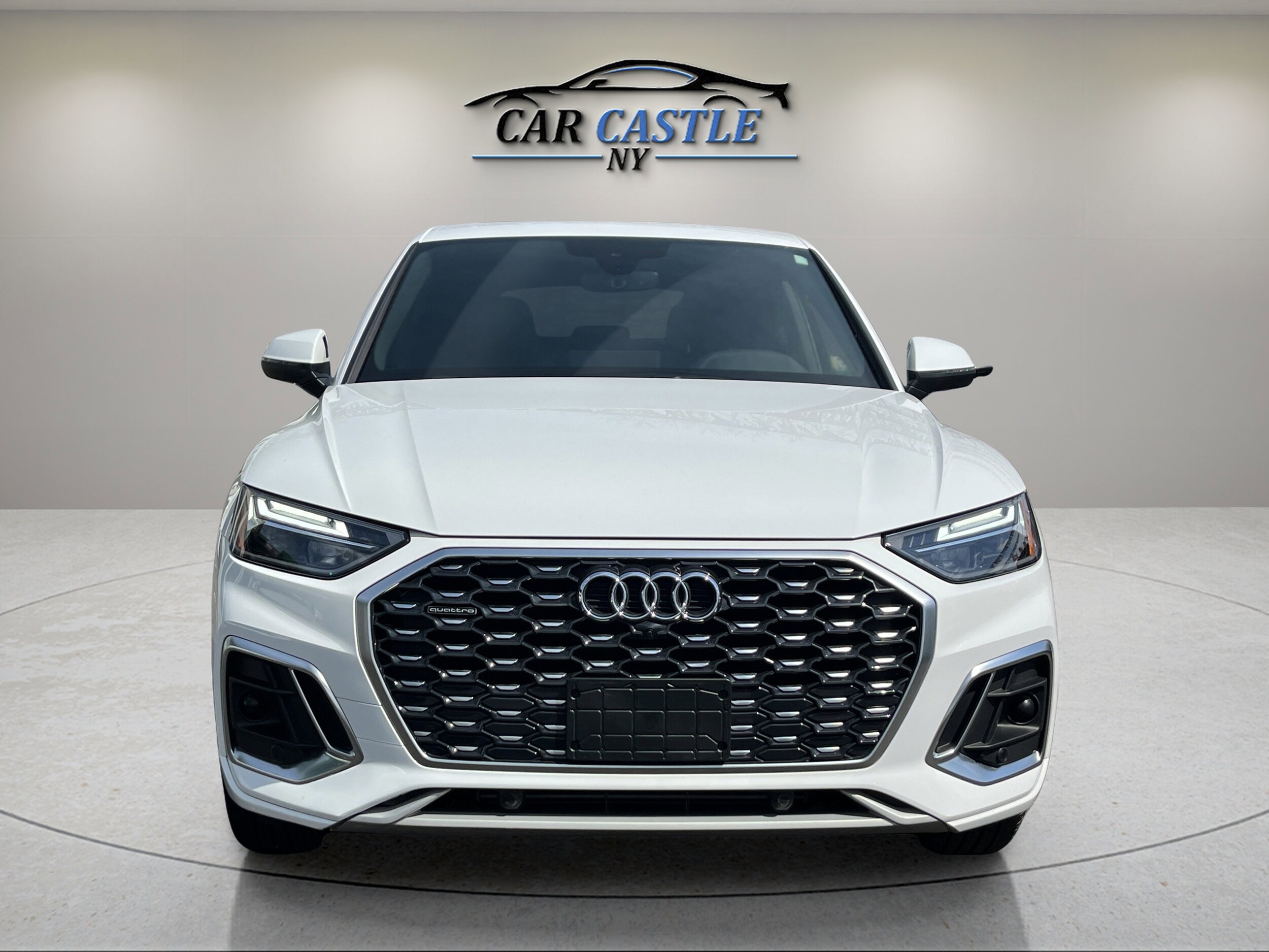 2023 Audi Q5 Sportback 45 S line Premium photo 3