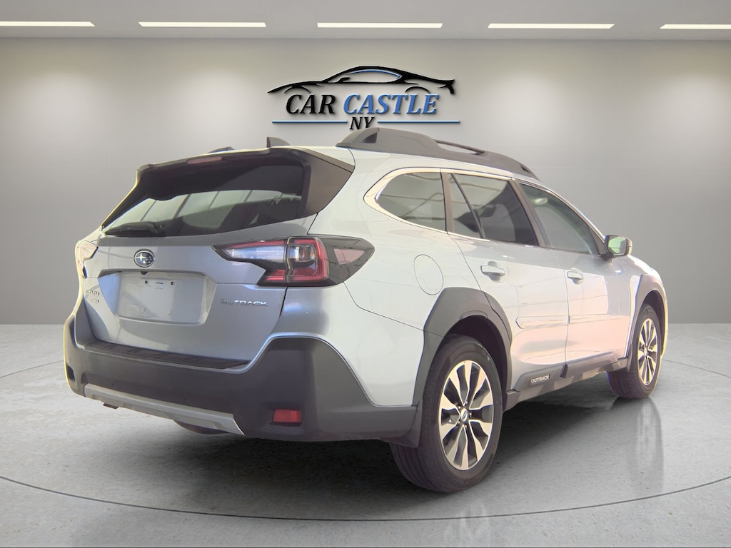 Used 2023 Subaru Outback Limited SUV