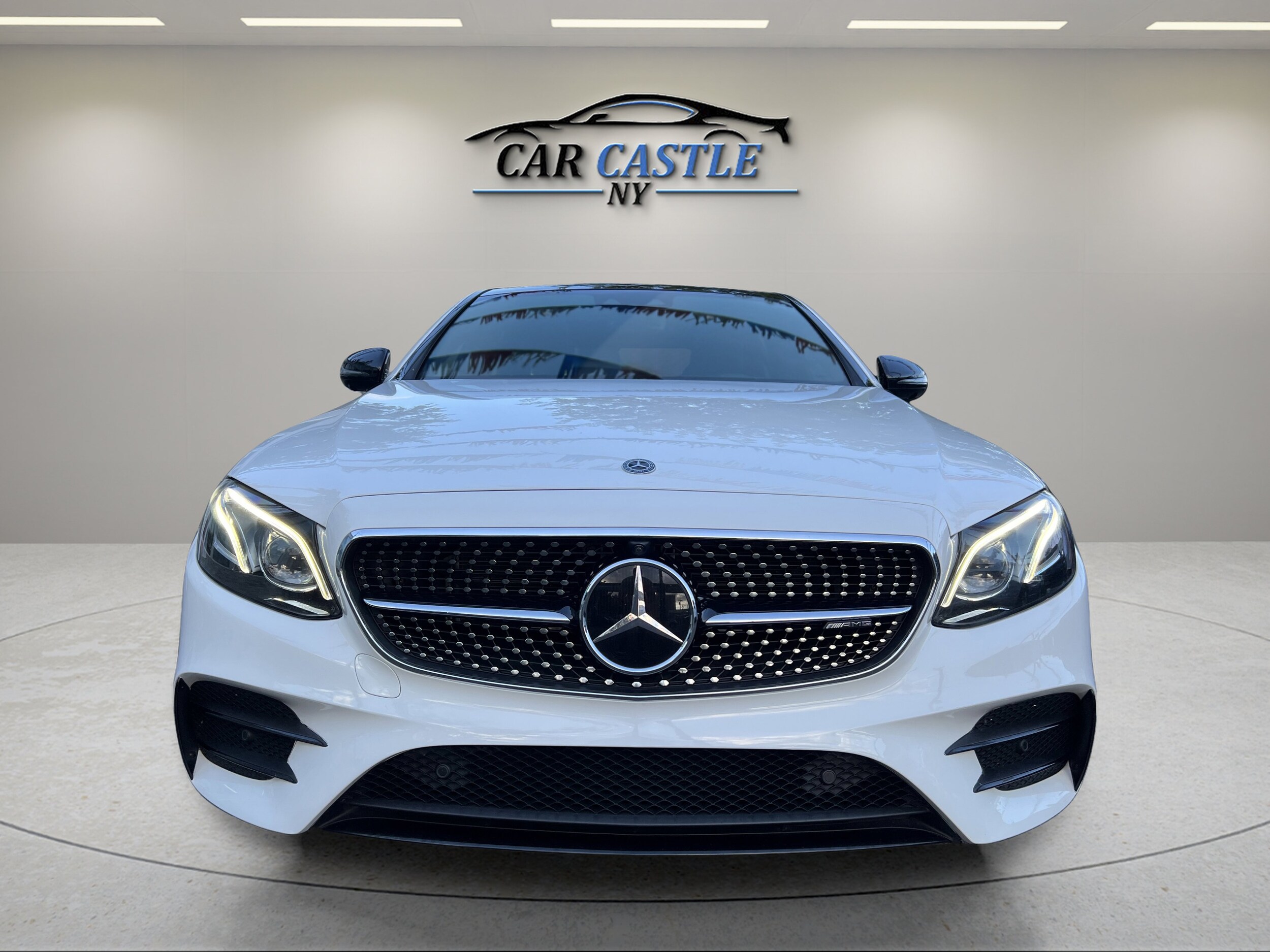 2018 Mercedes Benz E AMG 43 4MATIC photo 3