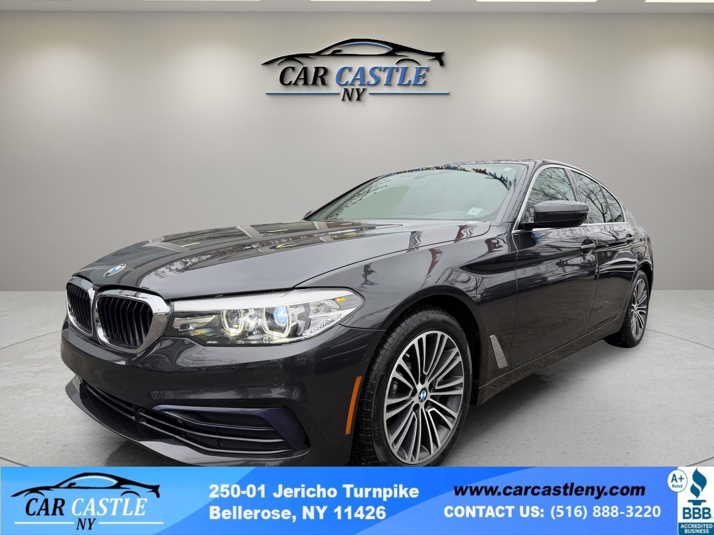 2019 BMW 5 Series 530i's photo