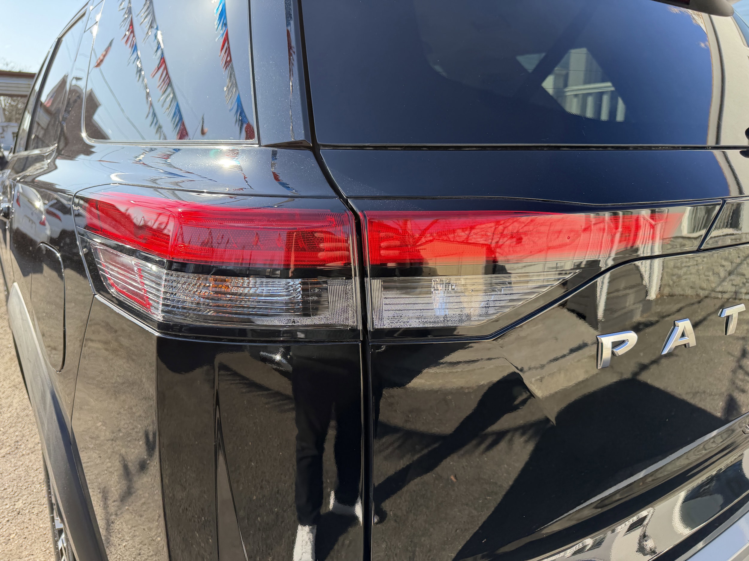 2023 Nissan Pathfinder Platinum - Photo 16
