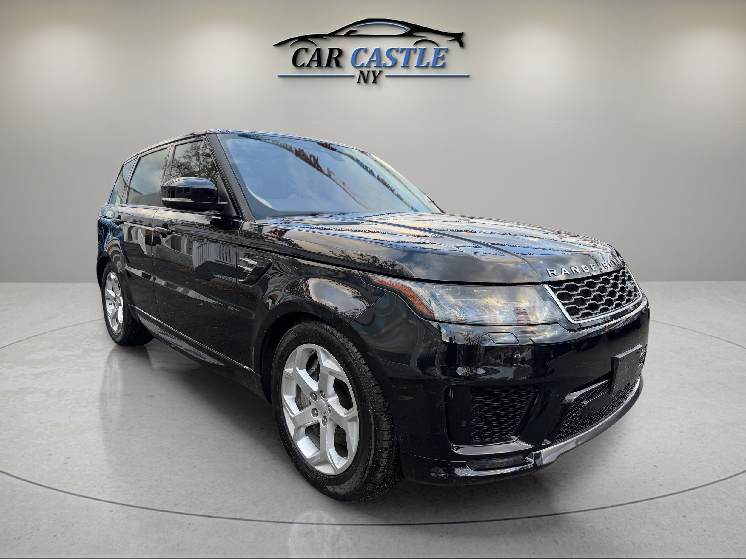 2020 Land Rover Range Rover Sport HSE photo 3