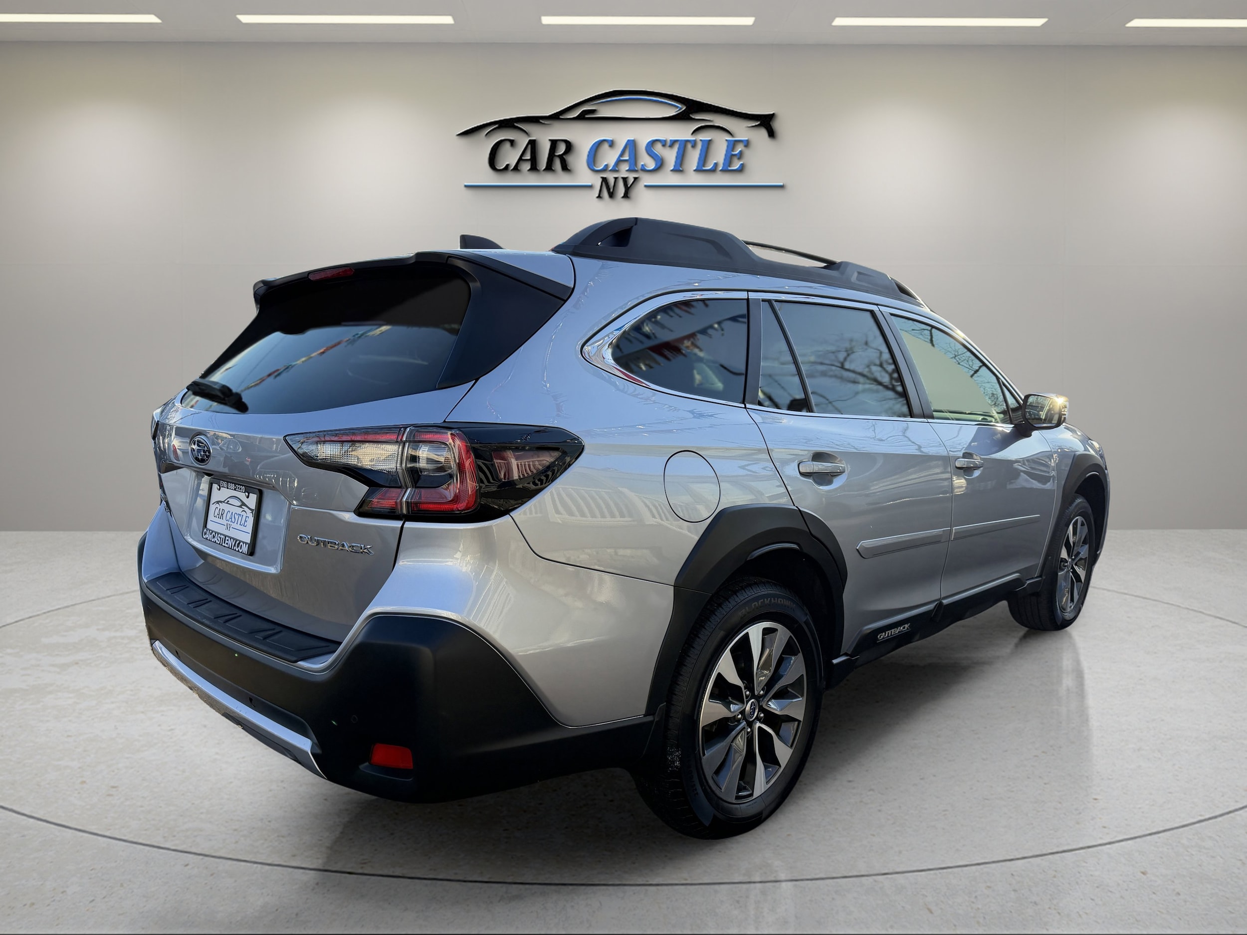 2023 Subaru Outback Limited - Photo 8