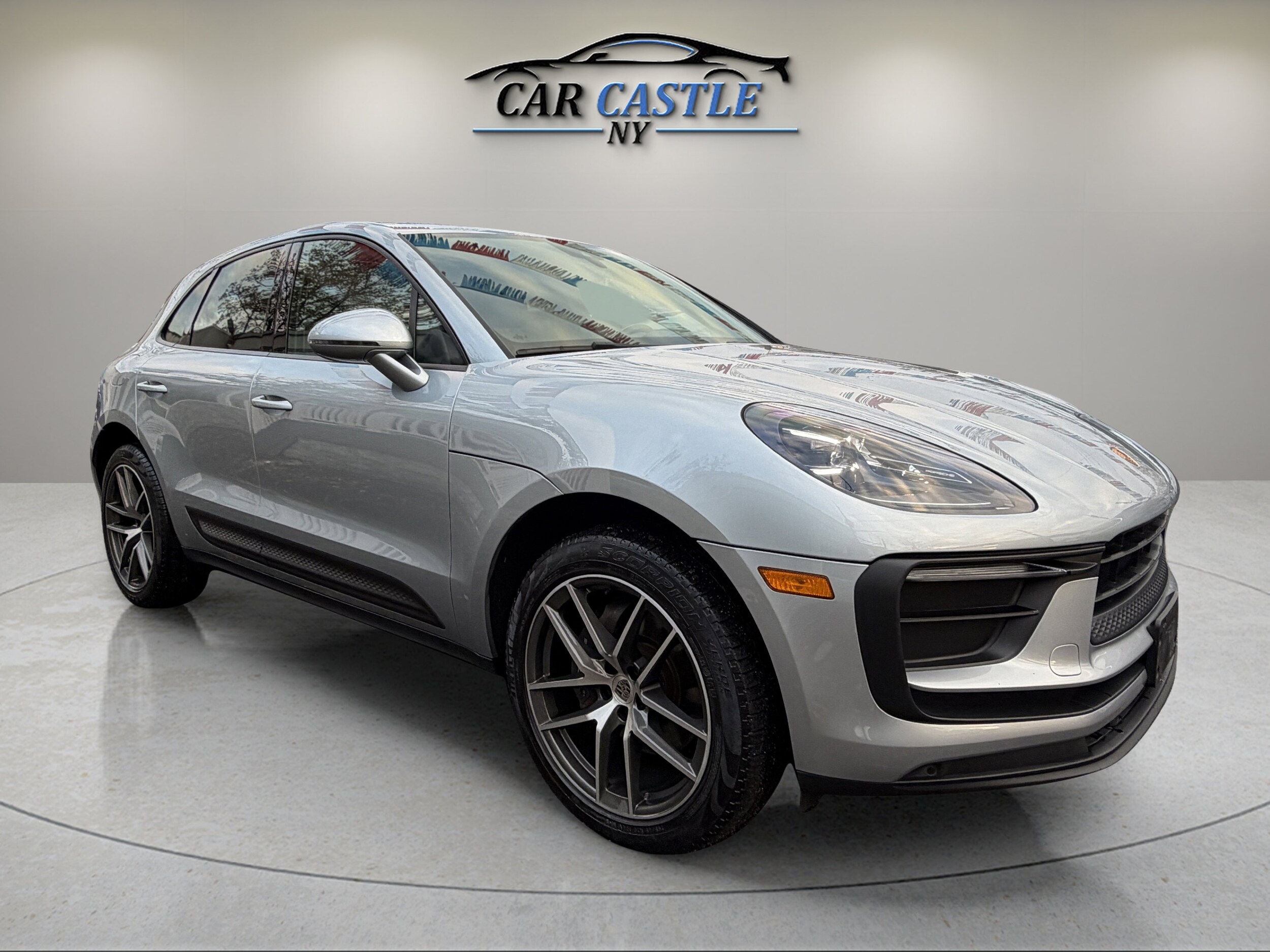 2022 Porsche Macan photo 4