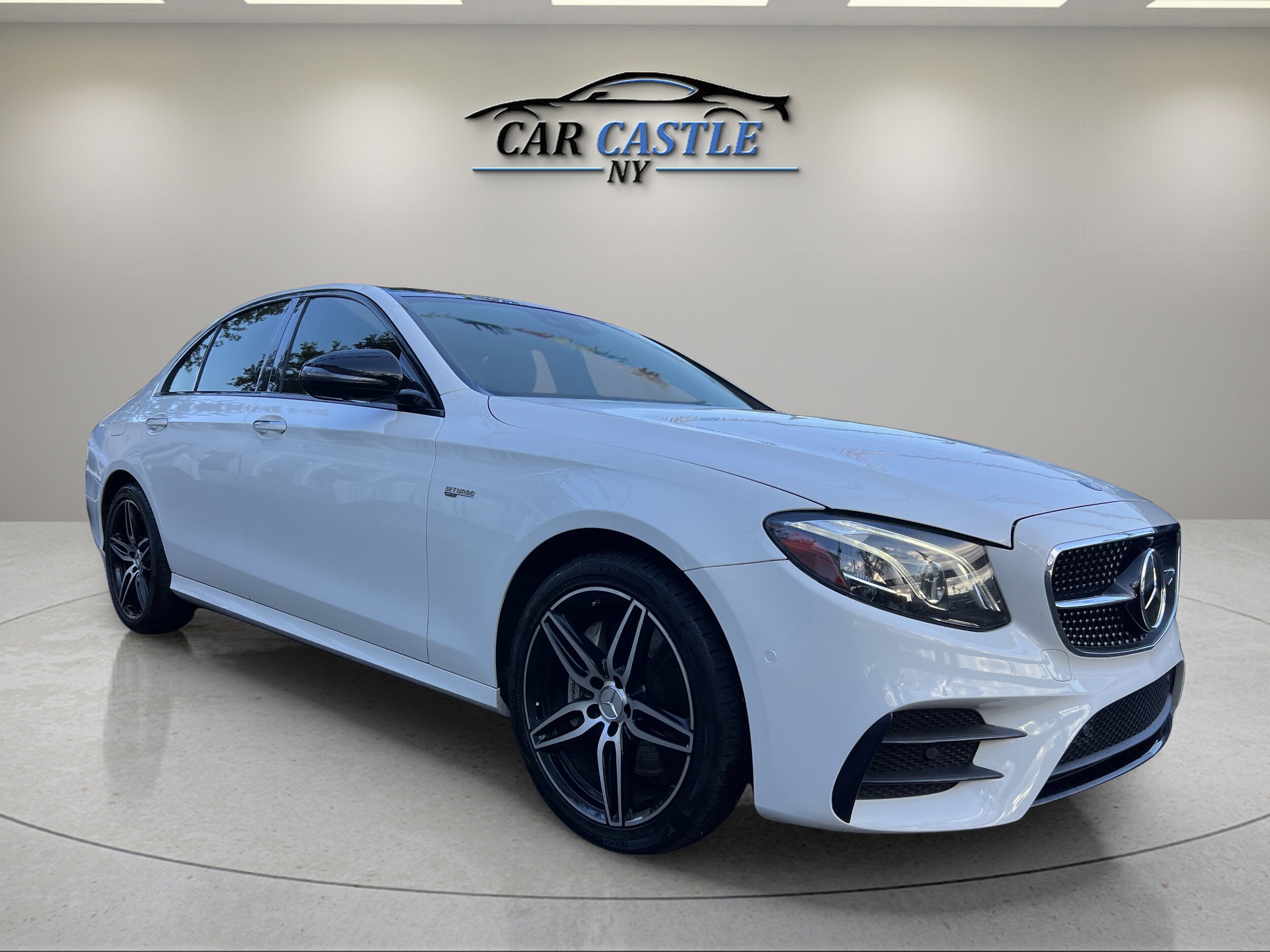 2018 Mercedes Benz E AMG 43 4MATIC photo 4