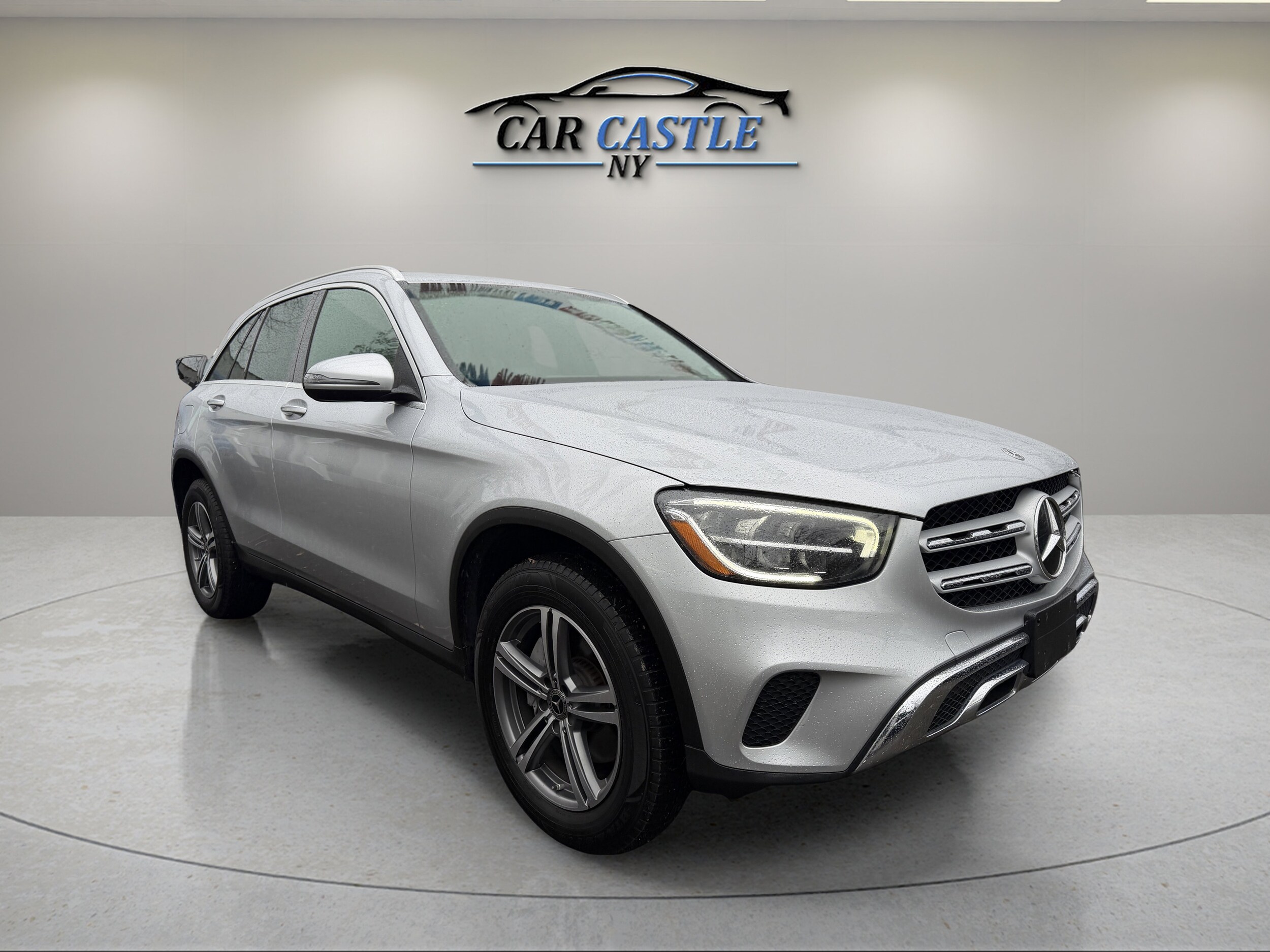2020 Mercedes Benz GLC 300 4MATIC photo 3
