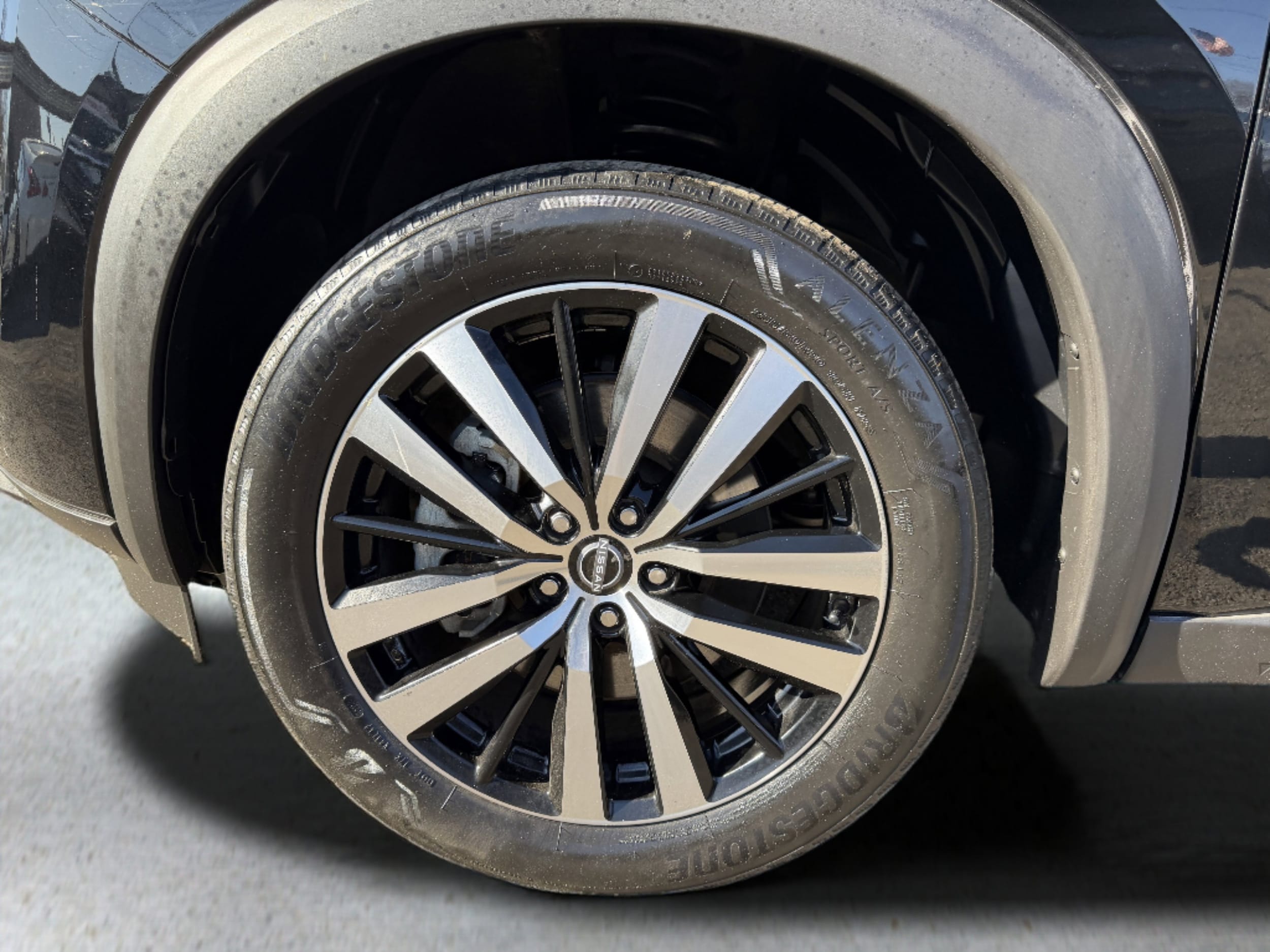 2023 Nissan Pathfinder Platinum - Photo 18