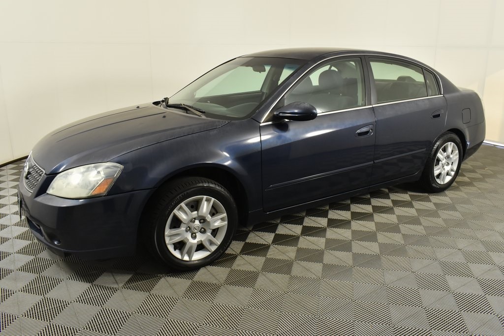 Used 2006 Nissan Altima S with VIN 1N4AL11D96N313178 for sale in Eau Claire, WI
