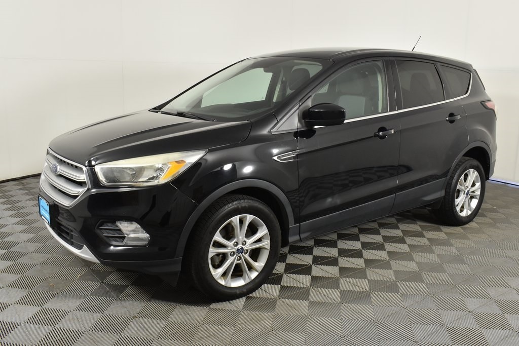 Used 2017 Ford Escape SE with VIN 1FMCU9GD5HUE62813 for sale in Eau Claire, WI