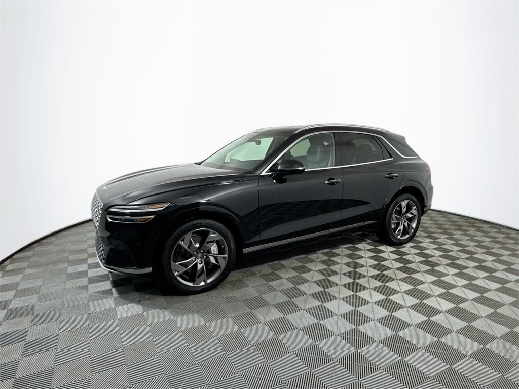 Used 2023 GENESIS GV70 Advanced with VIN 5NMMCET14PH000331 for sale in Eau Claire, WI