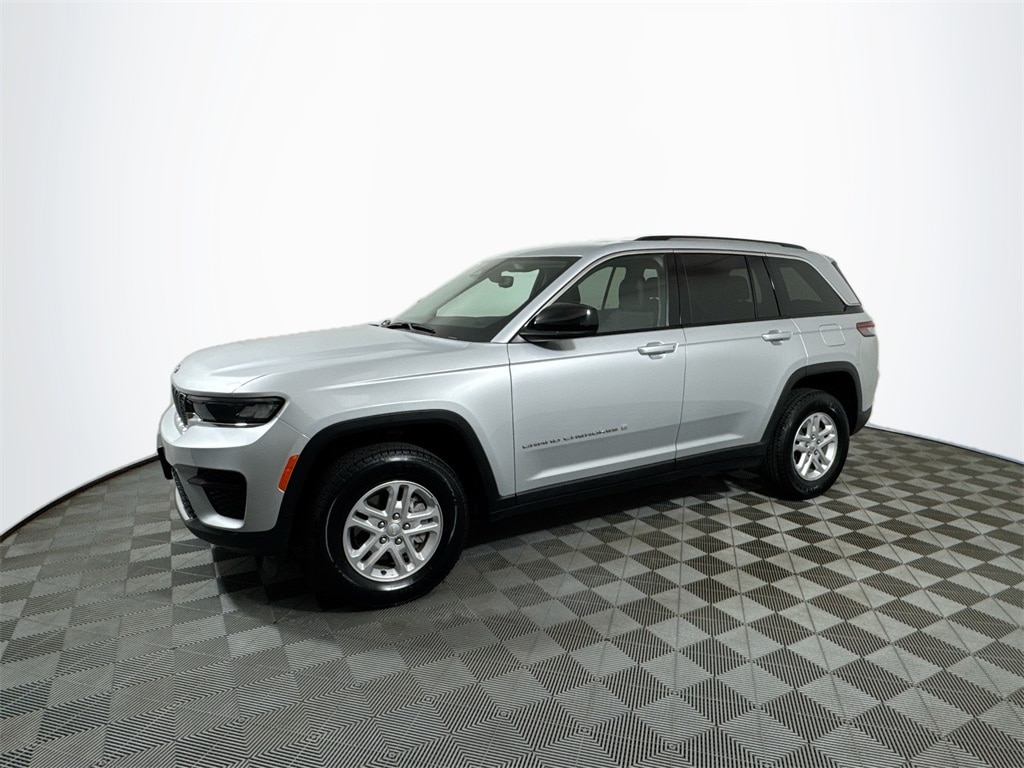 Used 2023 Jeep Grand Cherokee Laredo with VIN 1C4RJHAG1PC619309 for sale in Eau Claire, WI