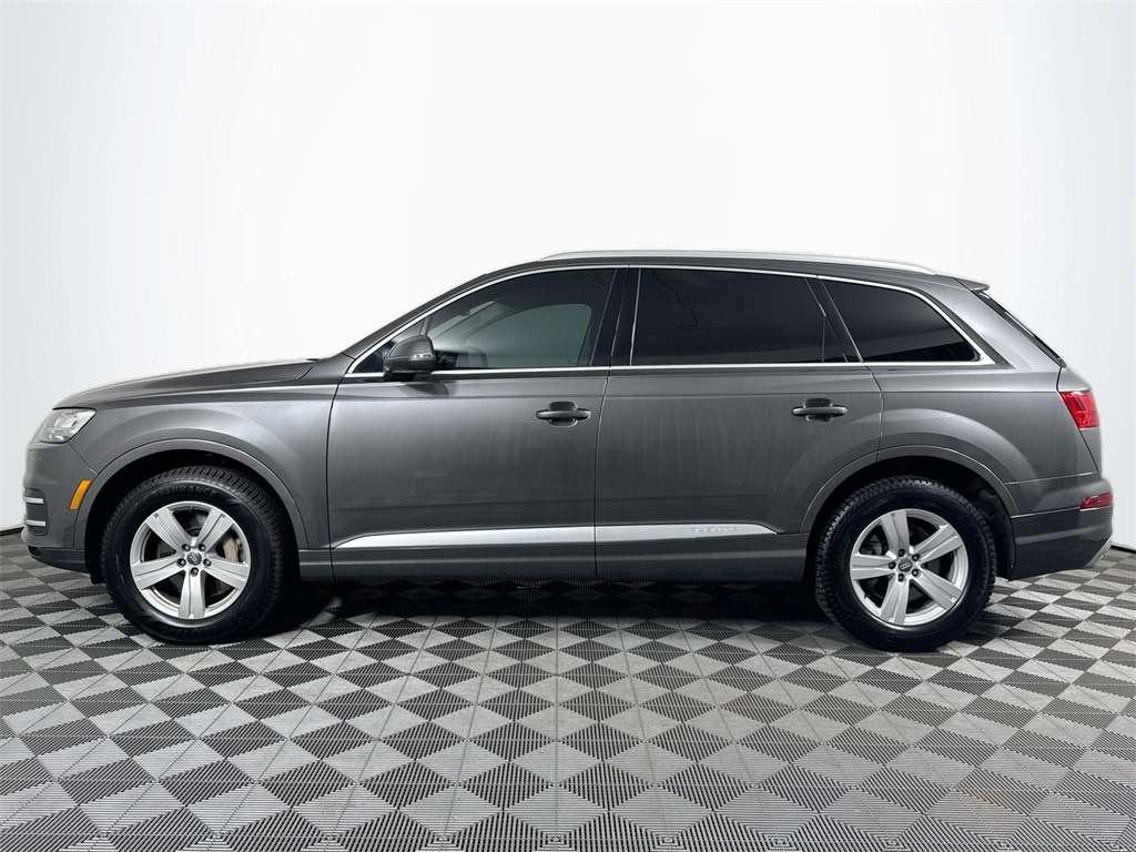 Used 2019 Audi Q7 Premium Plus with VIN WA1LHAF71KD020506 for sale in Eau Claire, WI