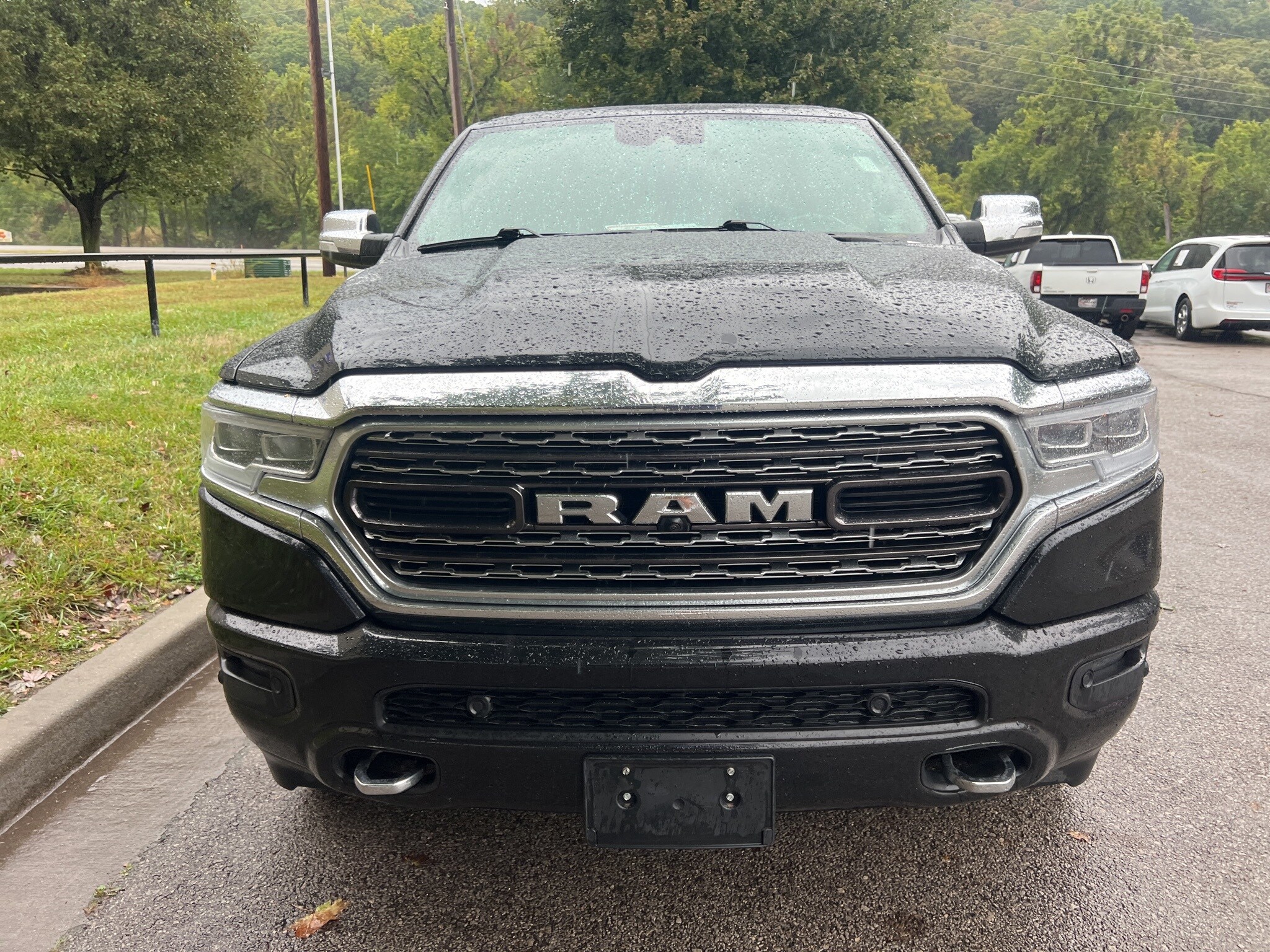 2019 Ram 1500 Limited photo 2