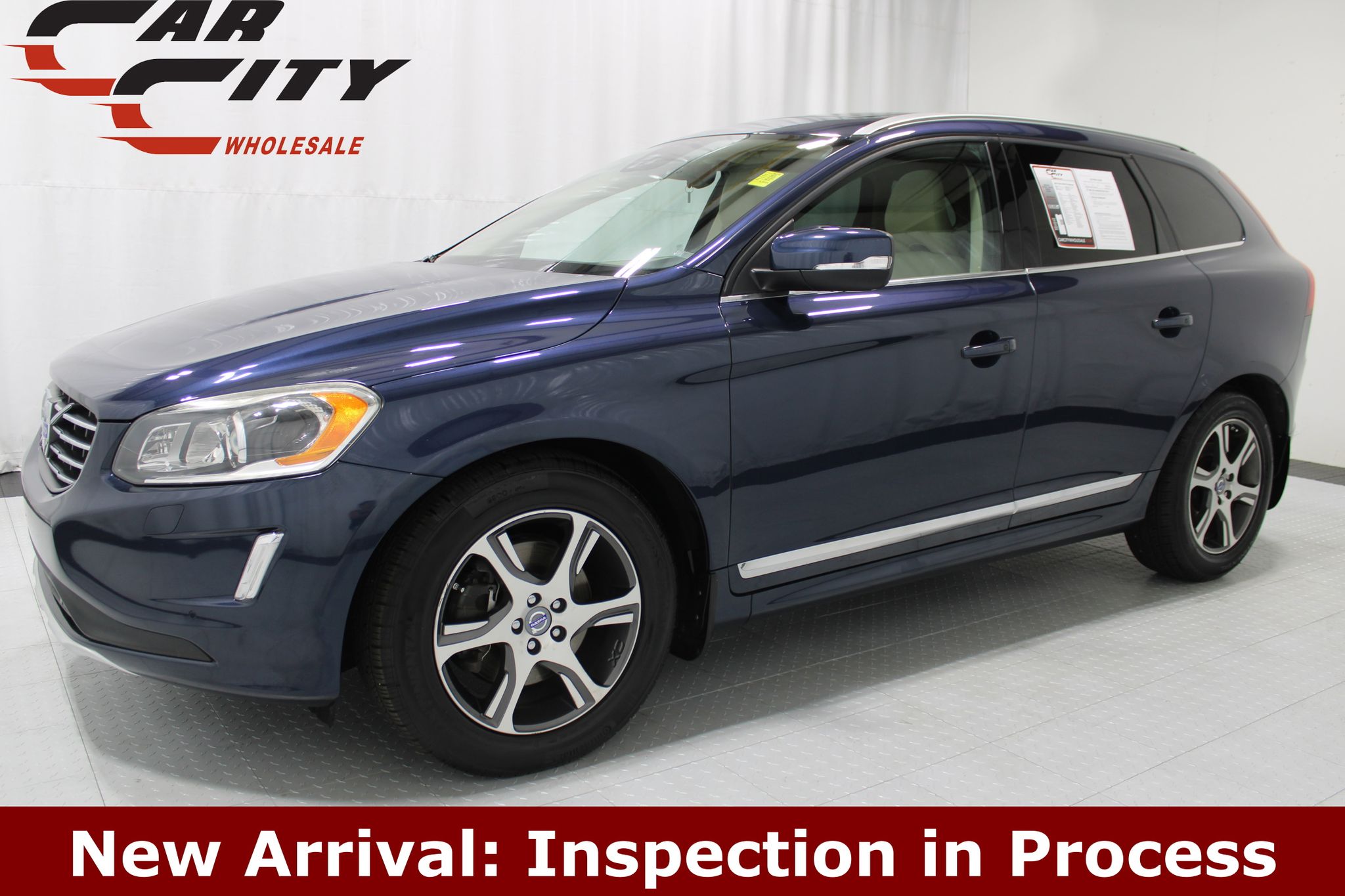 2015 Volvo XC60 T6 AWD Auto Platinum's photo