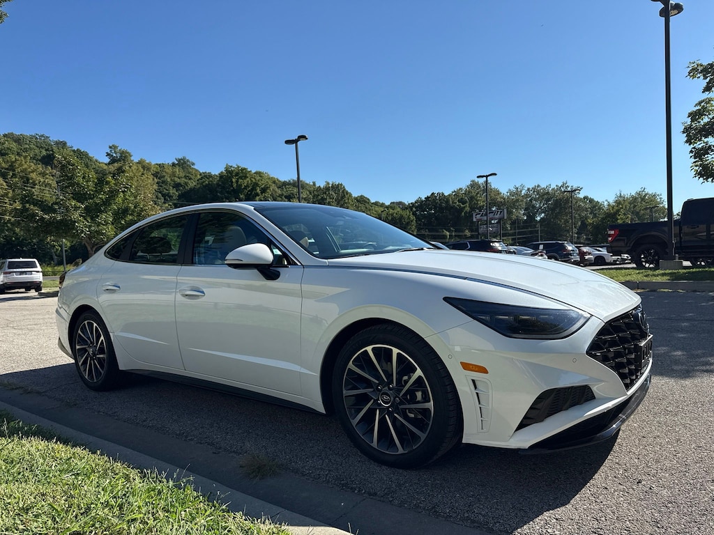 Used 2020 Hyundai Sonata Limited Sedan