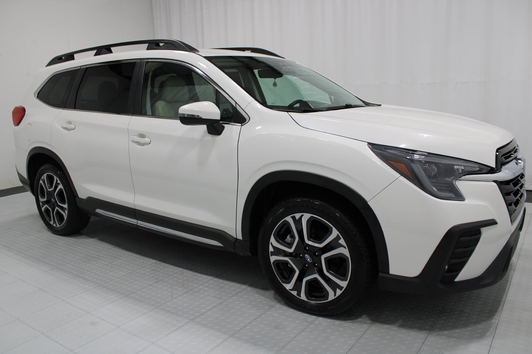 Used 2023 Subaru Ascent Limited SUV