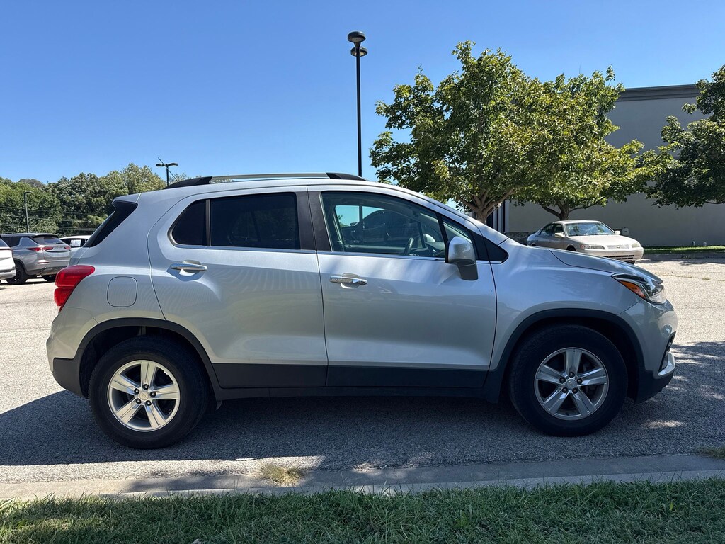 Used 2017 Chevrolet Trax LT SUV