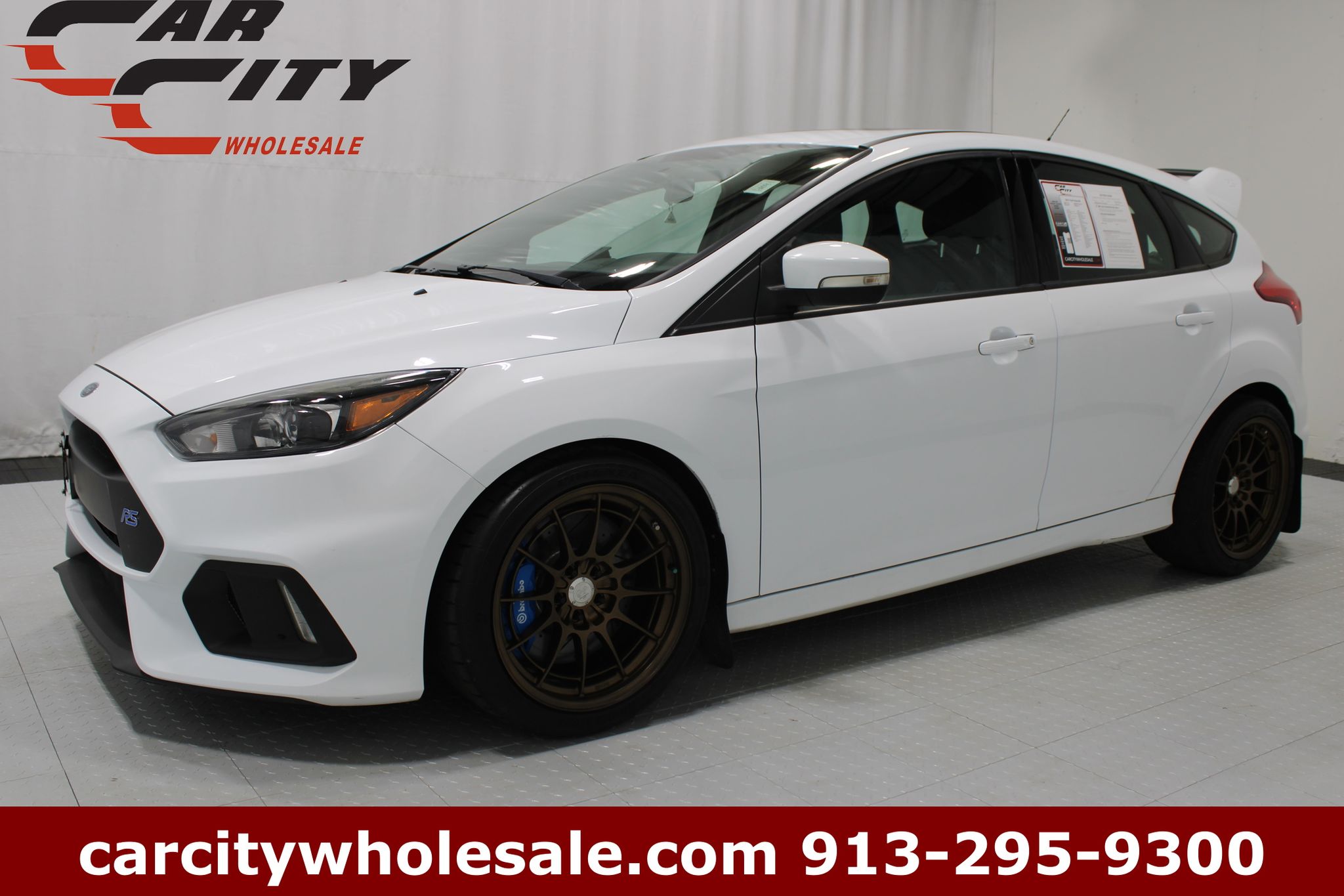 2017 Ford Focus 5 Door Hatch RS's photo