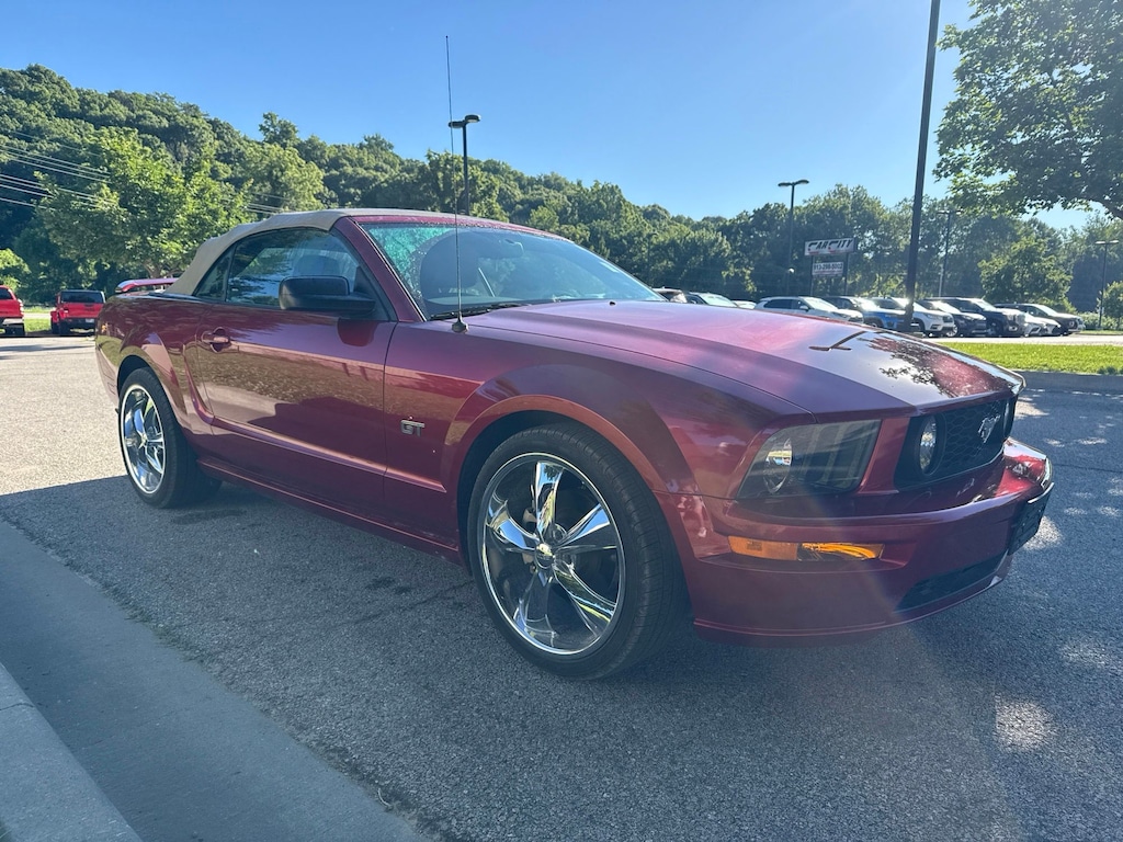 Used 2007 Ford Mustang GT Deluxe Convertible