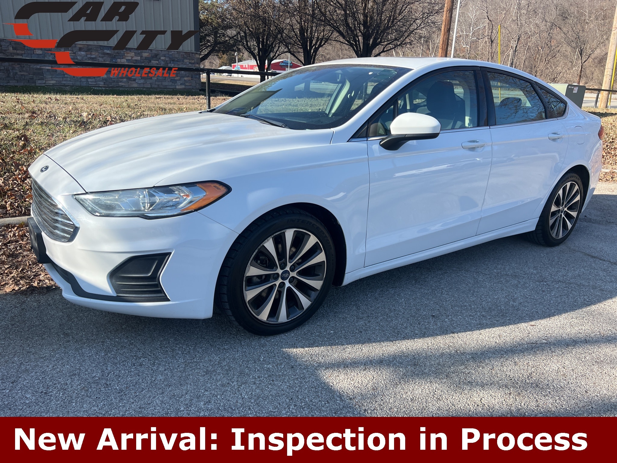 2019 Ford Fusion SE's photo