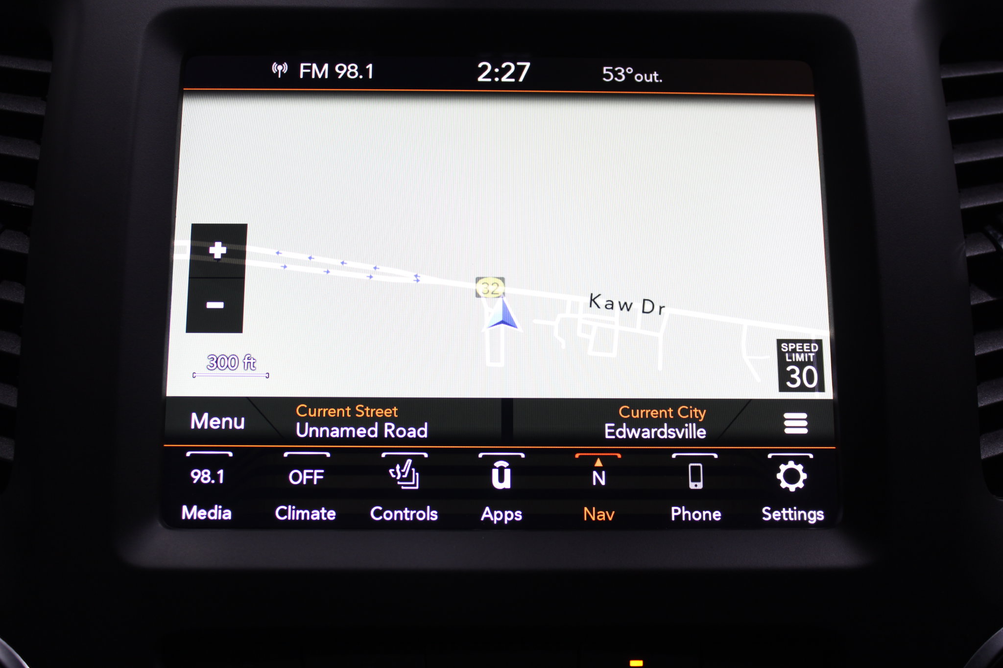 2023 Jeep Cherokee Altitude Lux - Photo 35