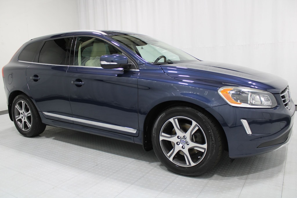 Used 2015 Volvo XC60 T6 Platinum SUV