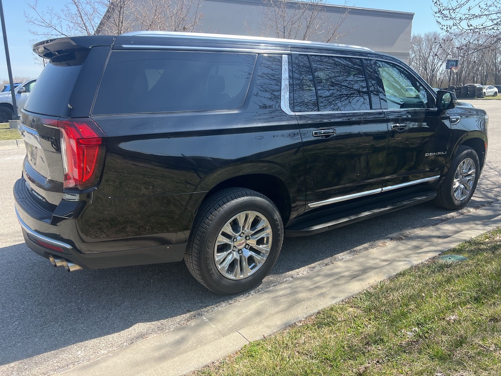 Used 2022 GMC Yukon XL Denali SUV