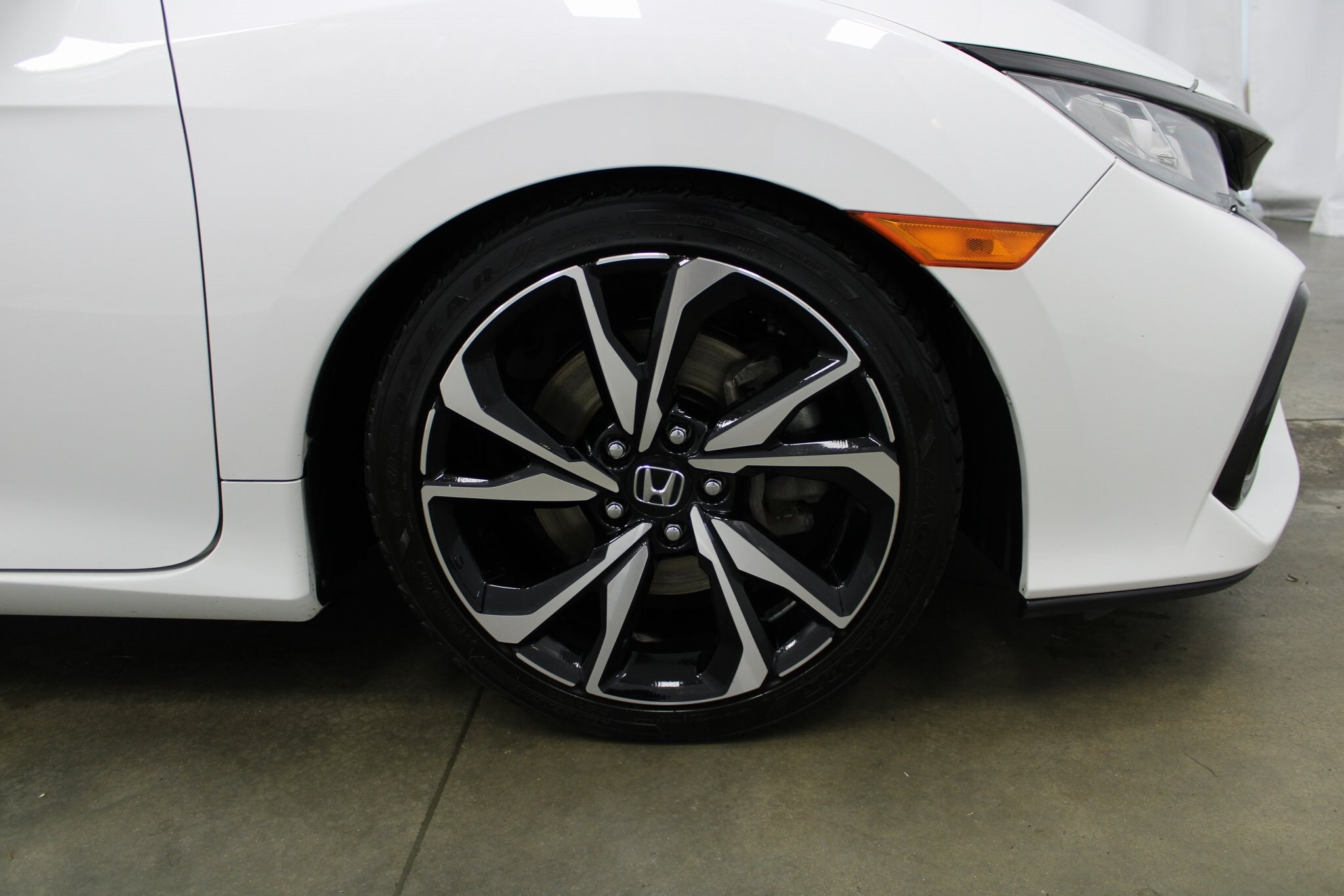 2019 Honda Civic Si photo 4