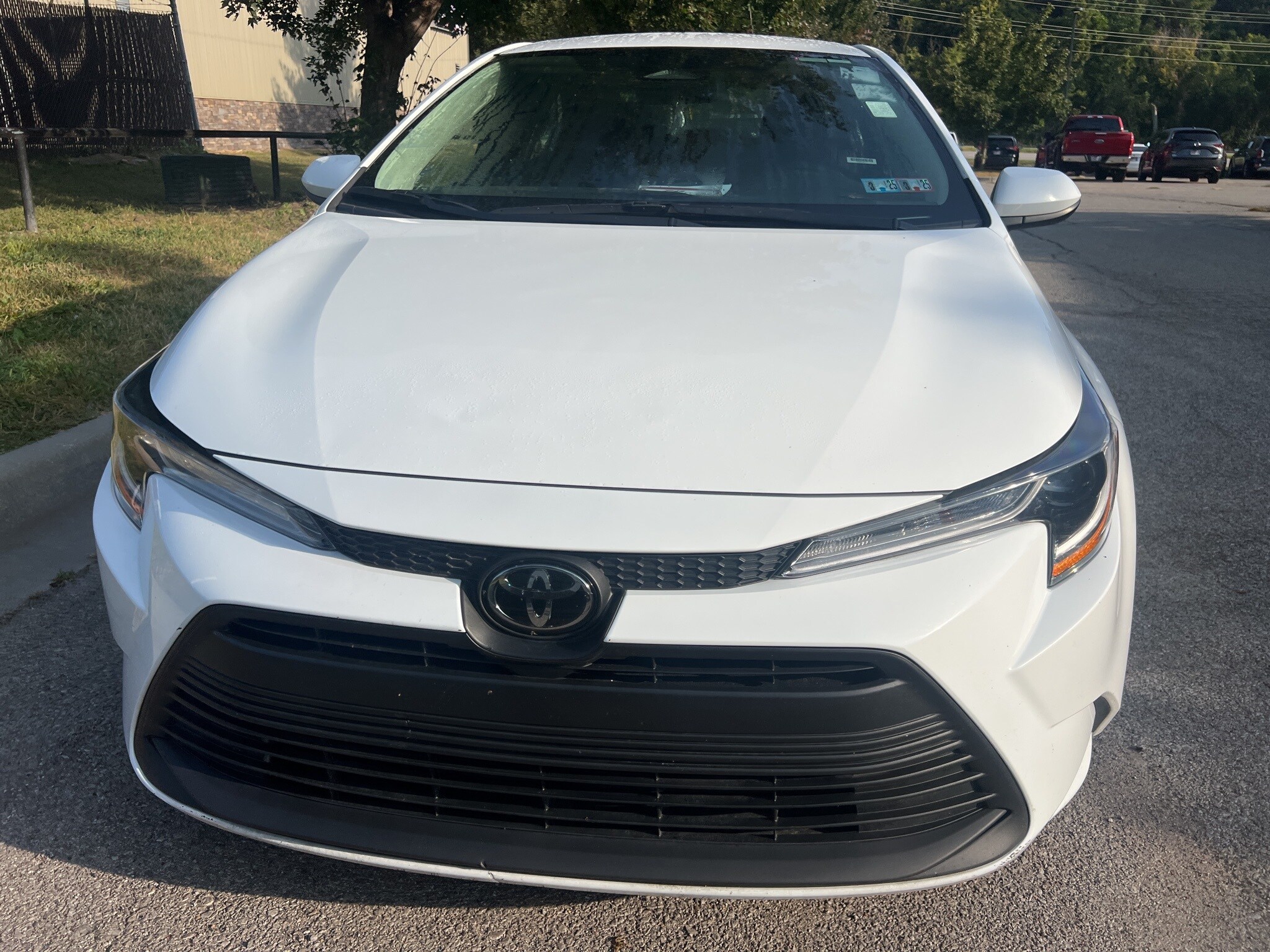 2024 Toyota Corolla LE photo 2