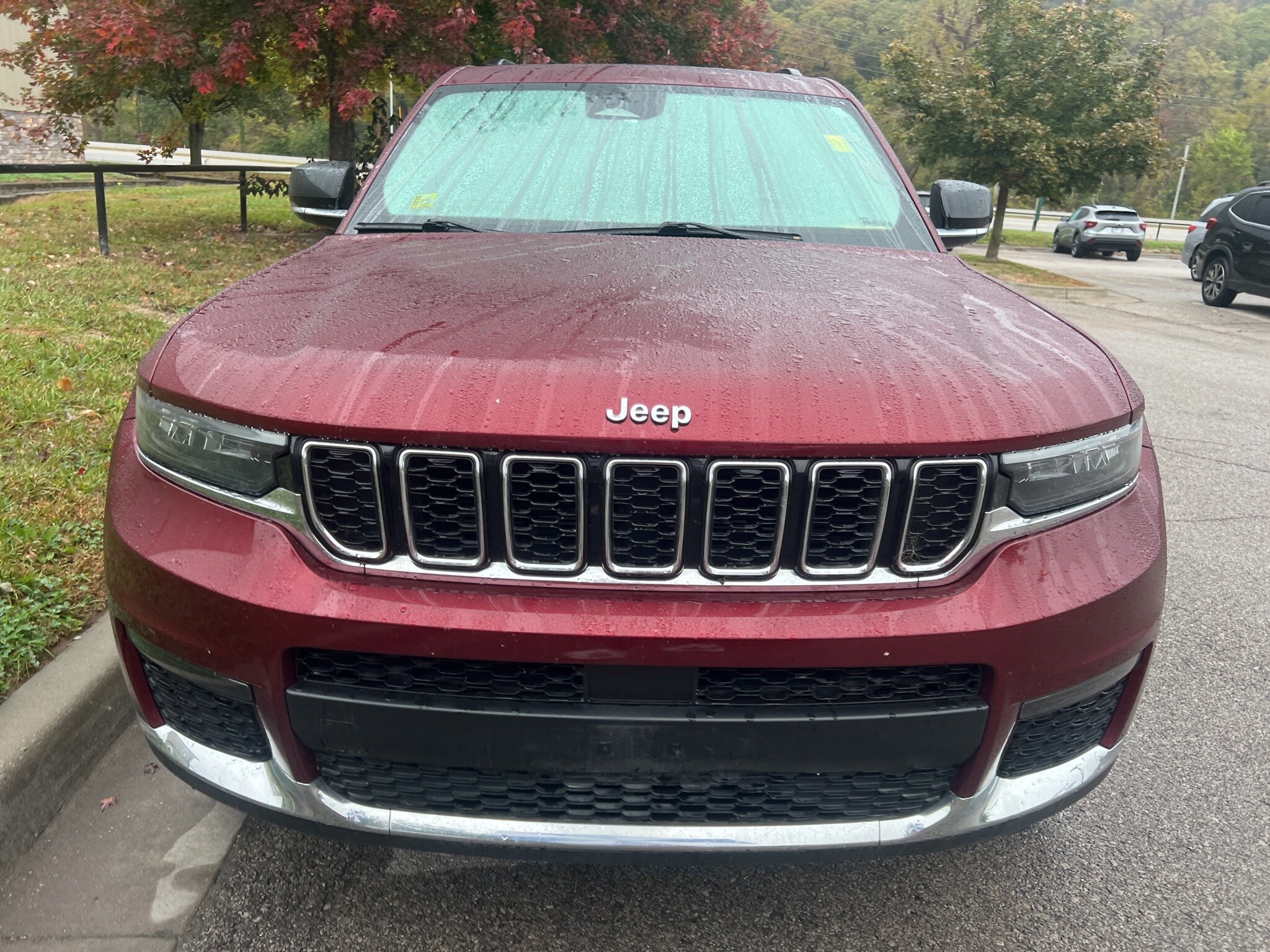 2021 Jeep Grand Cherokee Limited photo 2
