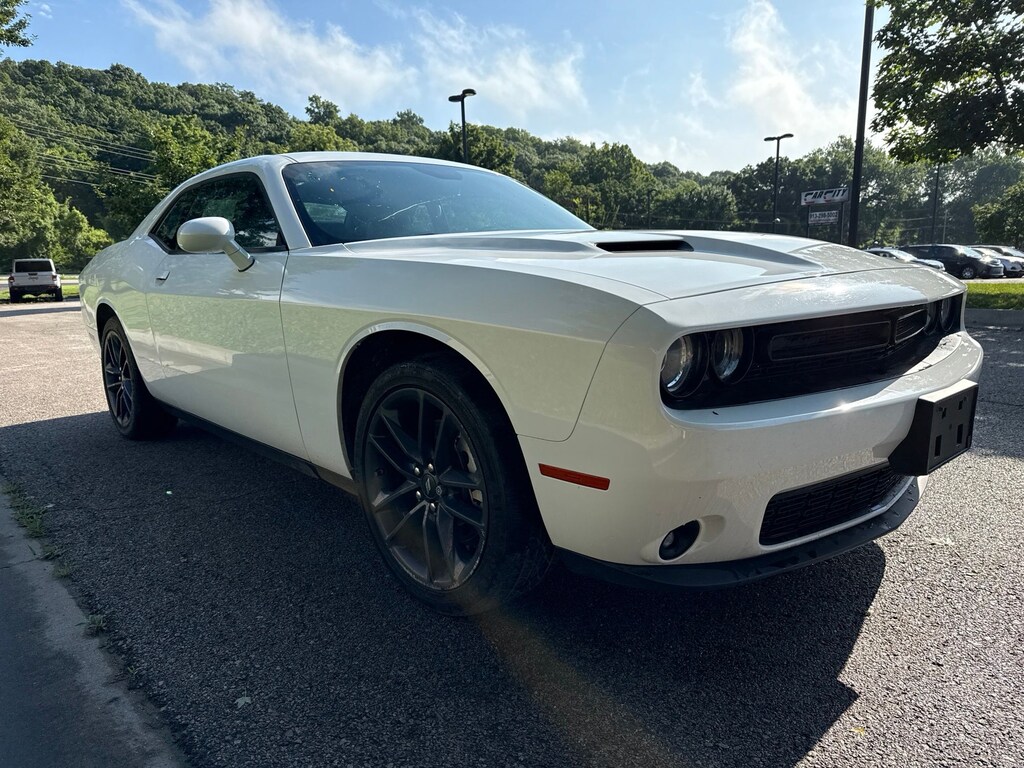 Used 2022 Dodge Challenger SXT Coupe