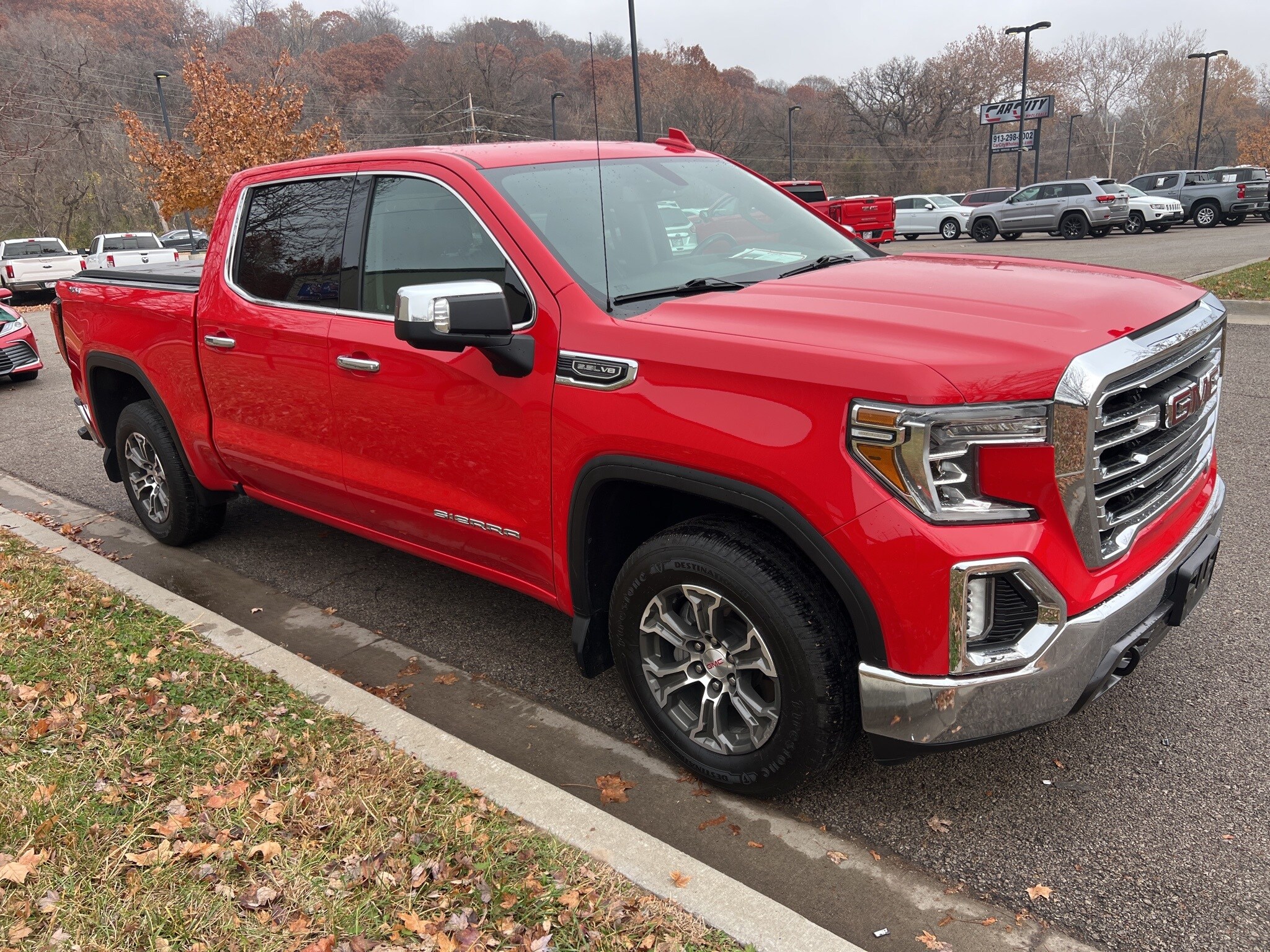 2019 Gmc Sierra 1500 SLT photo 3