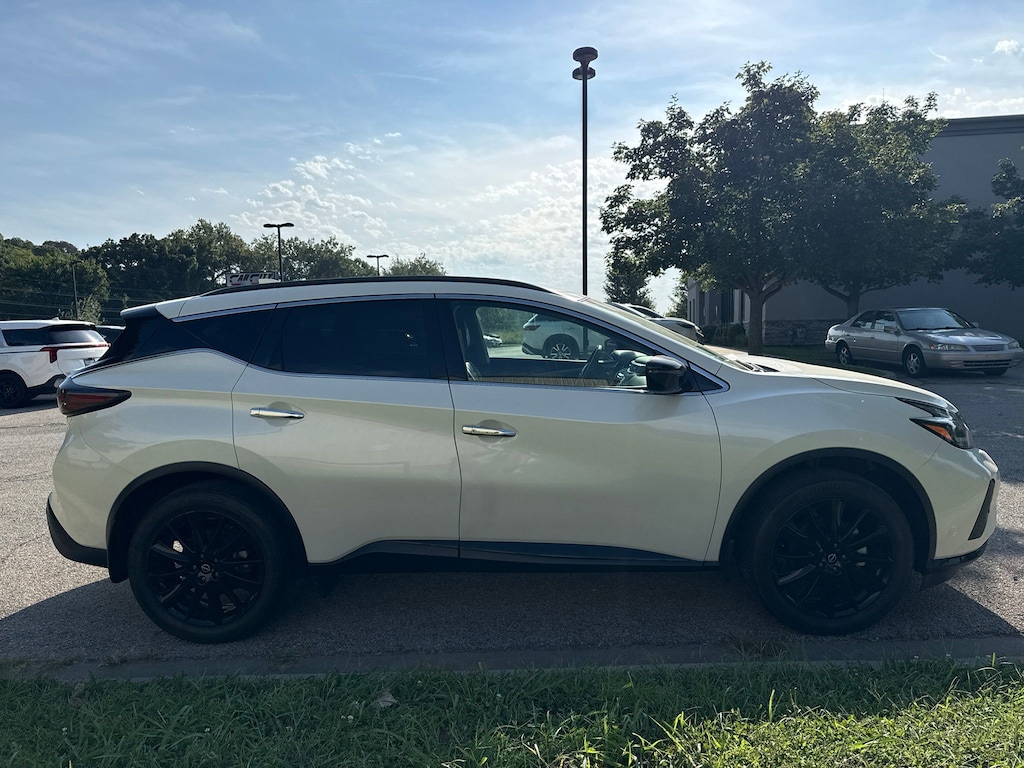 Used 2023 Nissan Murano SV SUV