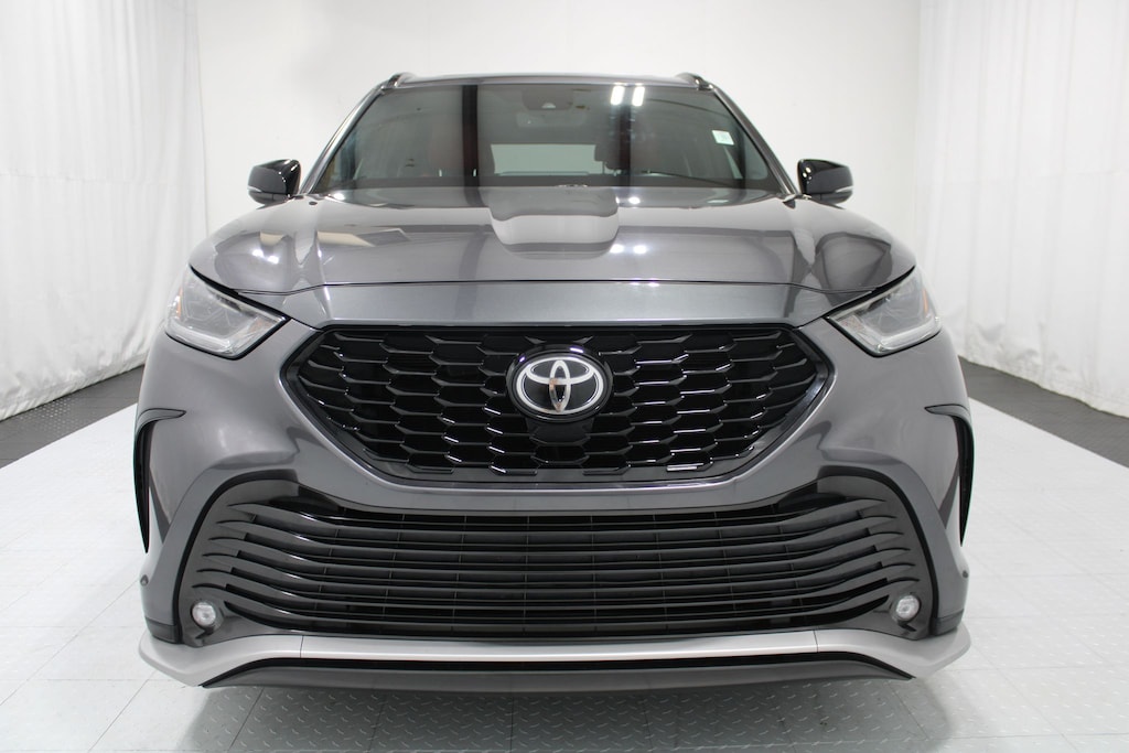 Used 2021 Toyota Highlander XSE SUV
