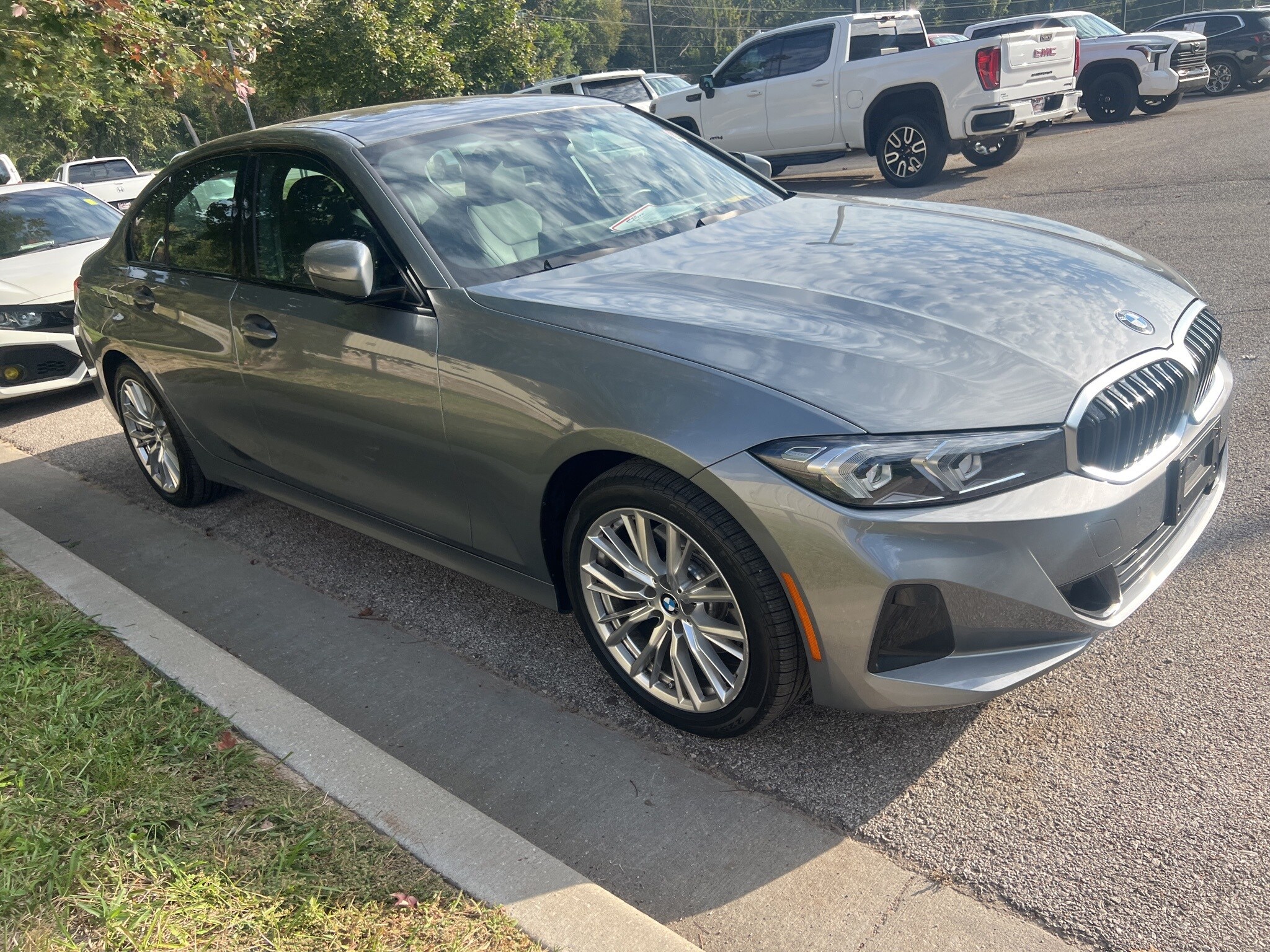 2023 Bmw 330i xDrive photo 3