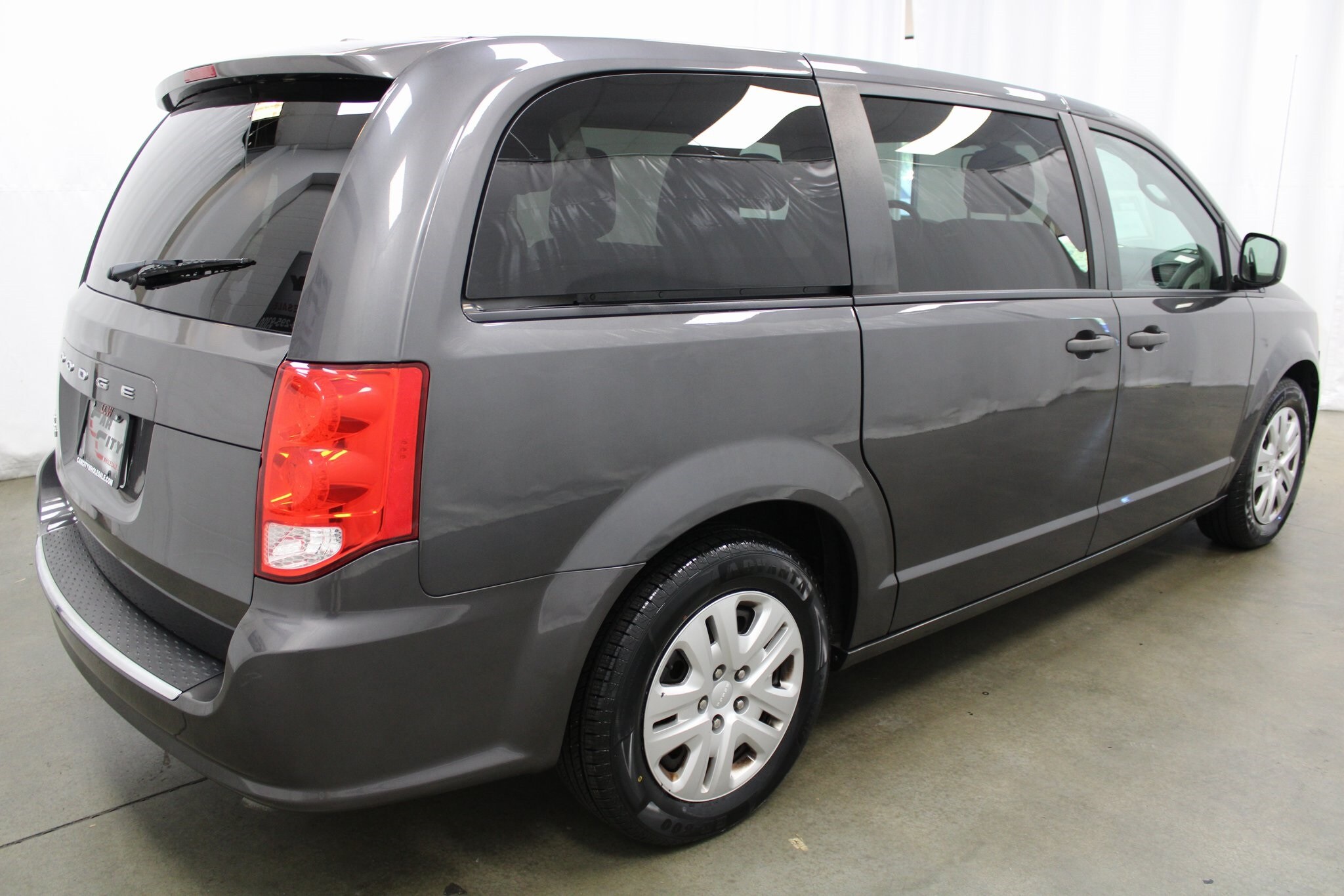 2019 Dodge Grand Caravan SE photo 4